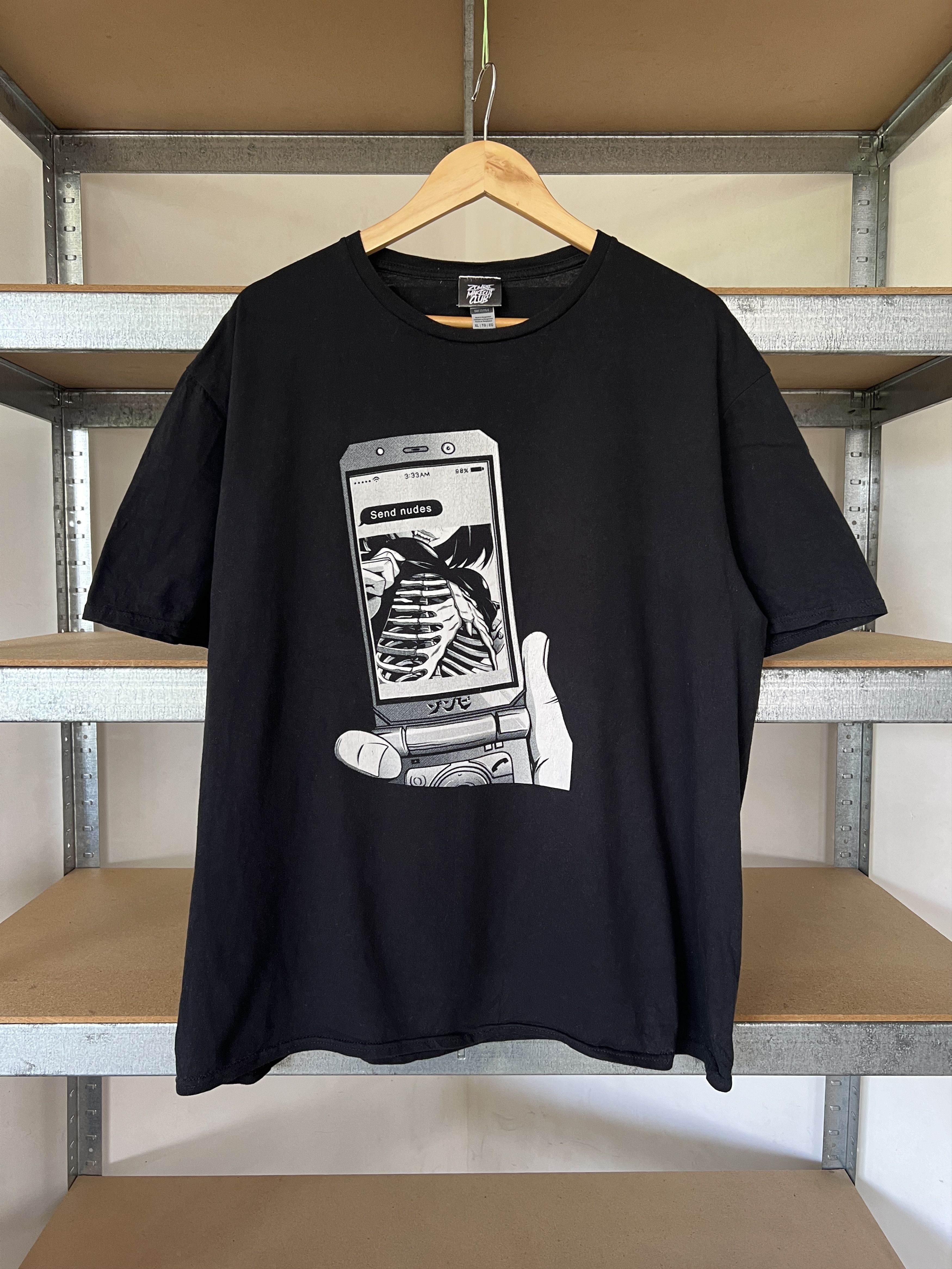 Anime Vintage 2000s Zombie Makeout Club Anime Manga T-shirt Size US XL / EU 56 / 4 - 1 Thumbnail