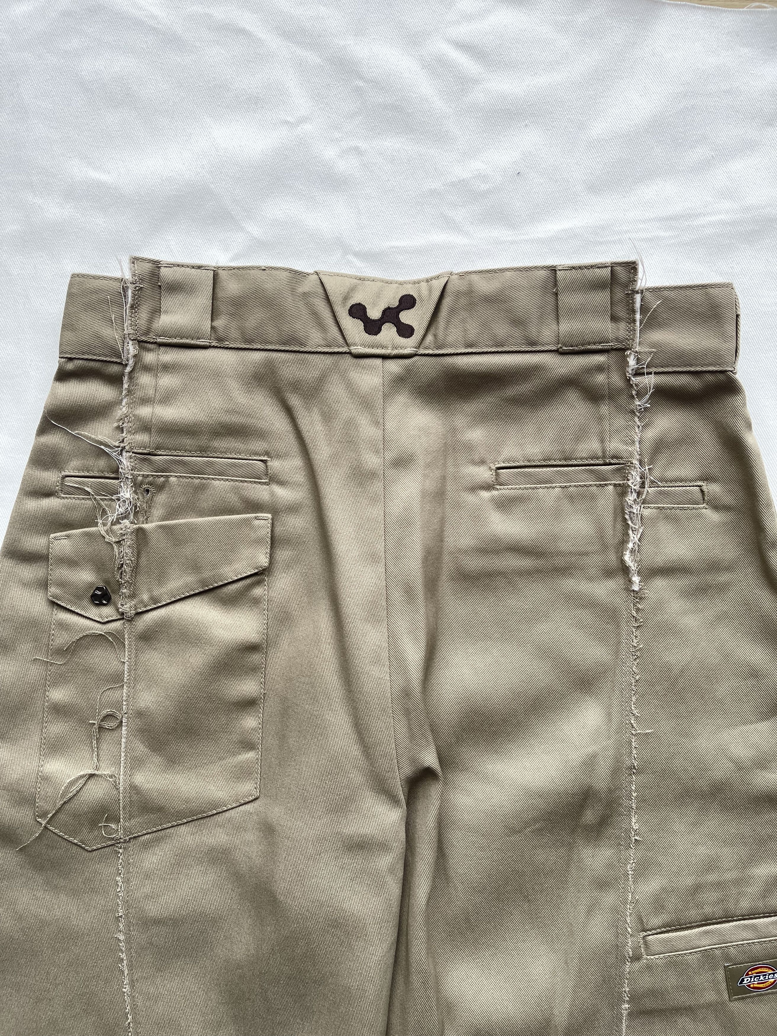 CMMAWEAR × Vuja De Vujade Cmmawear Reworked Dickies Shorts Size US 33 - 3 Thumbnail