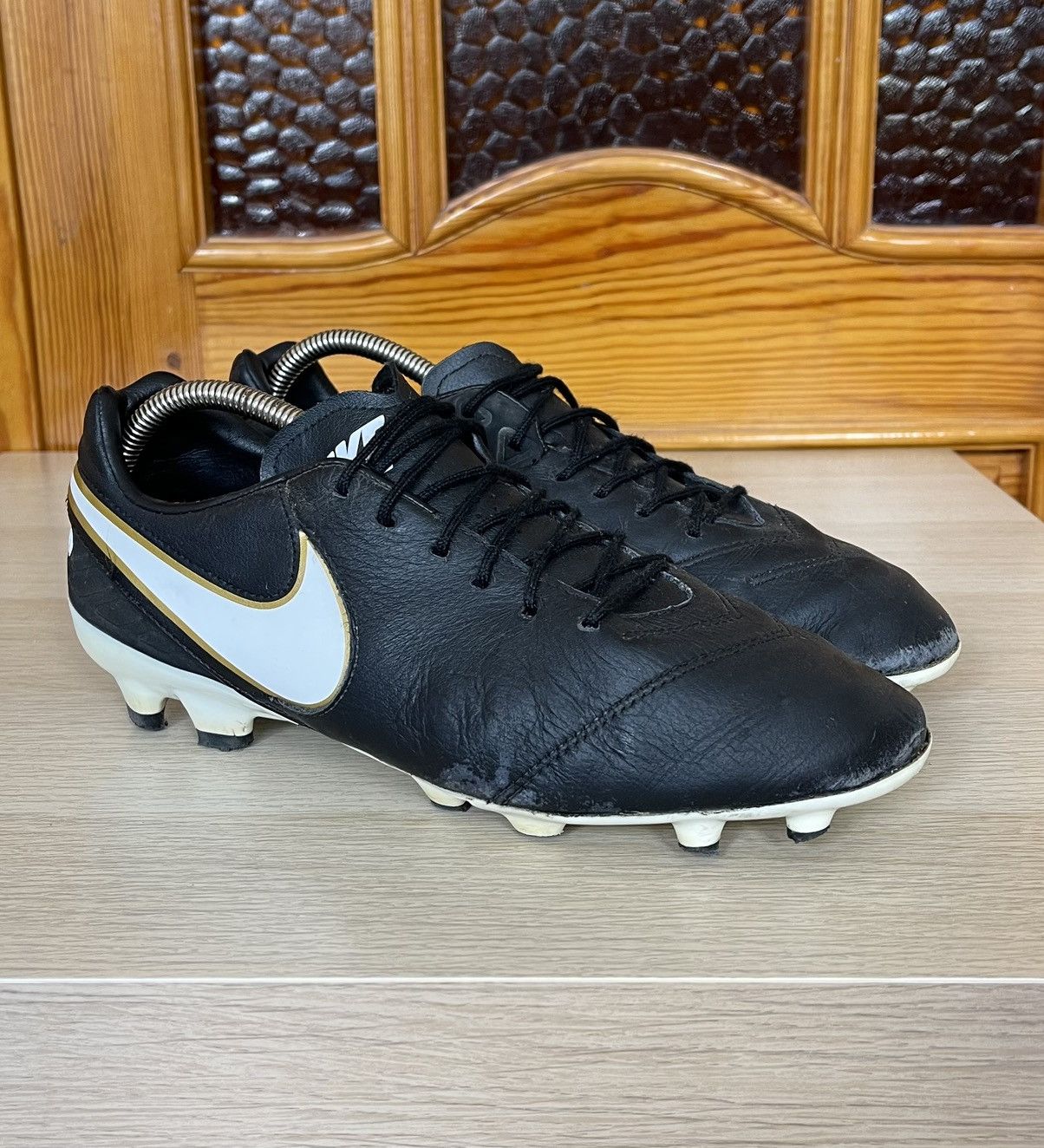 Black And Gold Nike Mystic Tiempo Nike Tiempo Mystic V FG - Main Image