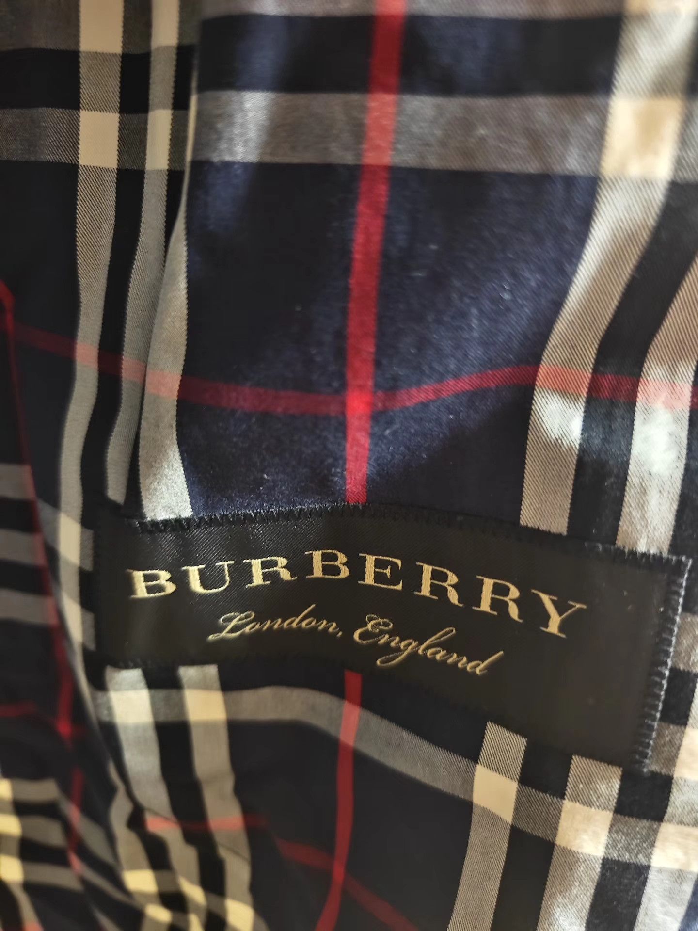 Burberry Burberry Paneled Structured Red & Blue Check Trench Coat Size US XS / EU 42 / 0 - 7 Thumbnail