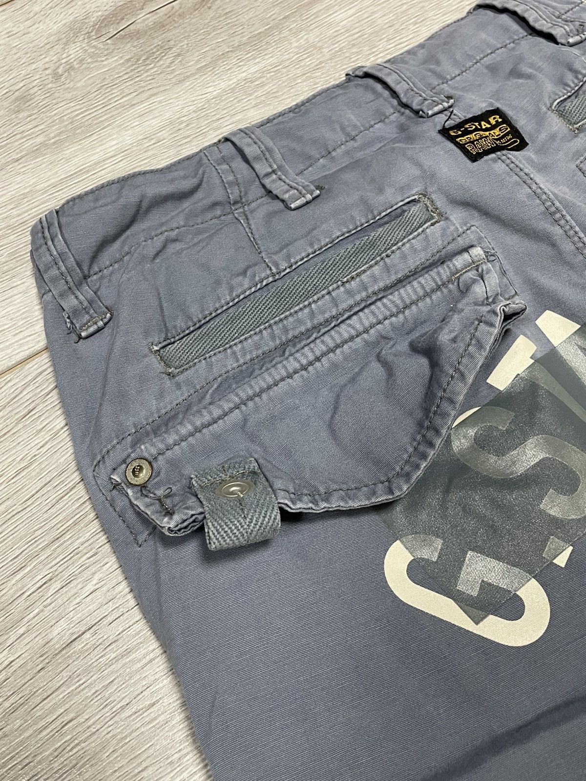 G-Star G star raw vintage cargo shorts Size US 30 / EU 46 - 15 Thumbnail