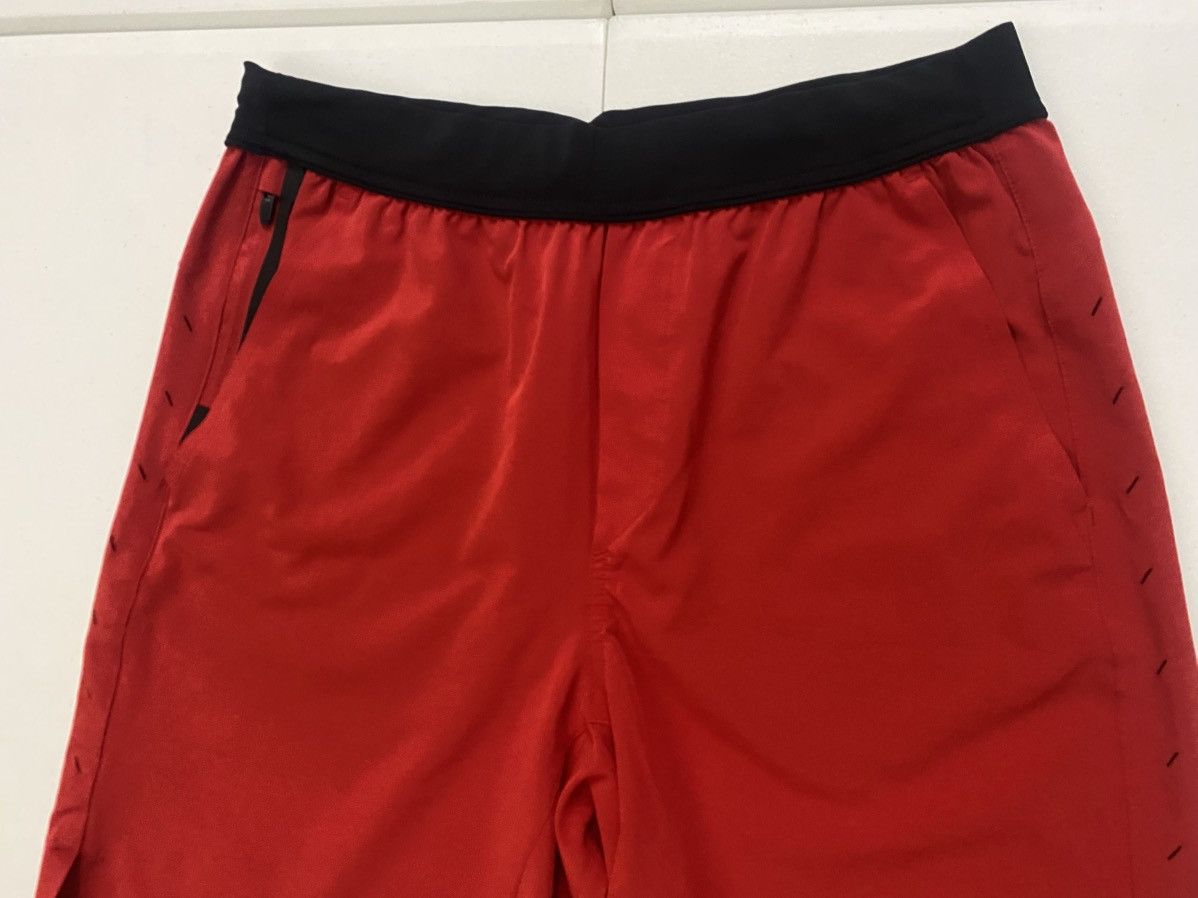 Ten Thousand Ten Thousand Red/Black Techno The Interval unLined Short Med Size US 34 / EU 50 - 6 Thumbnail