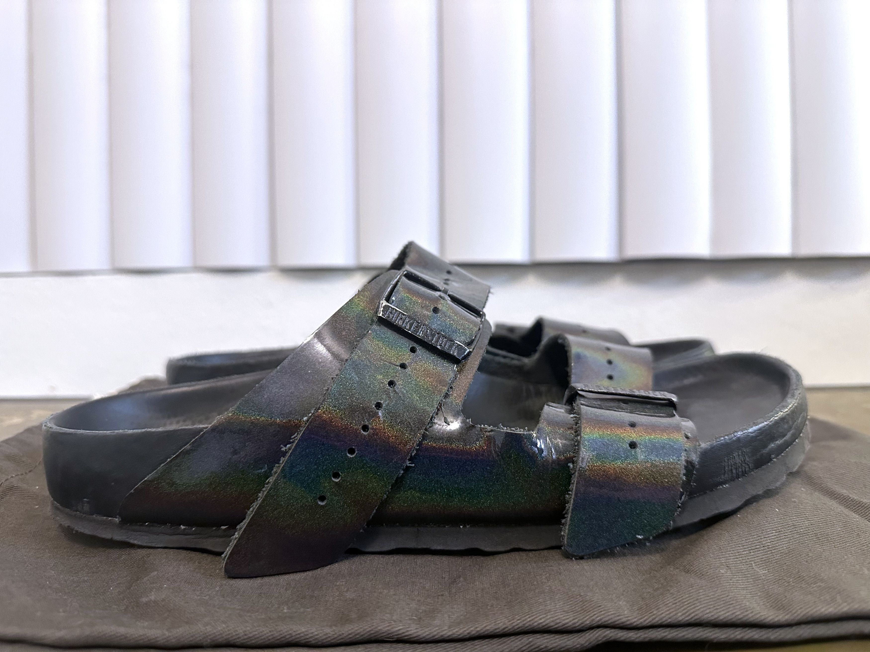Birkenstock spotted metallic black hotsell