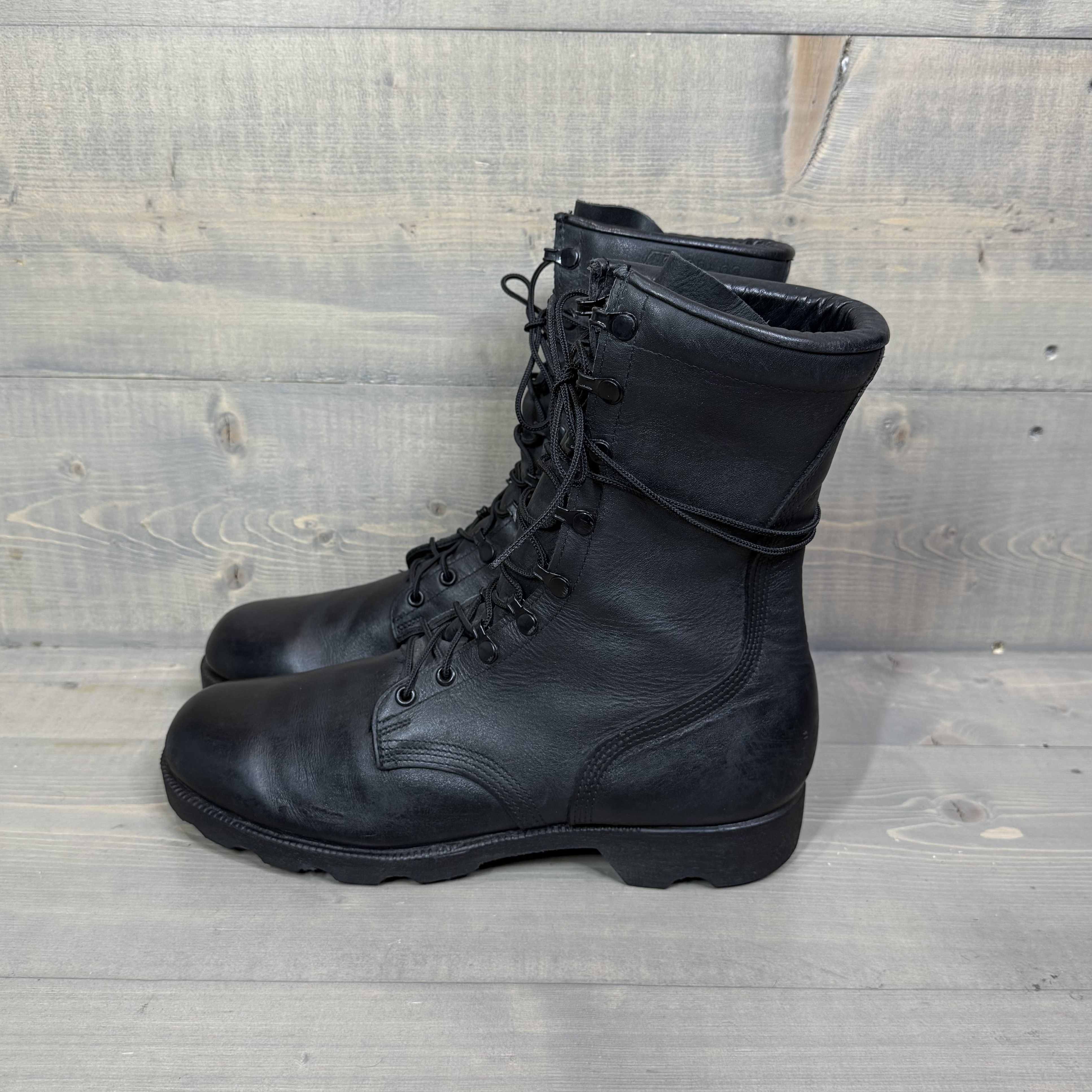 Vintage 2003 Wellco US Military Black Leather Combat Boots