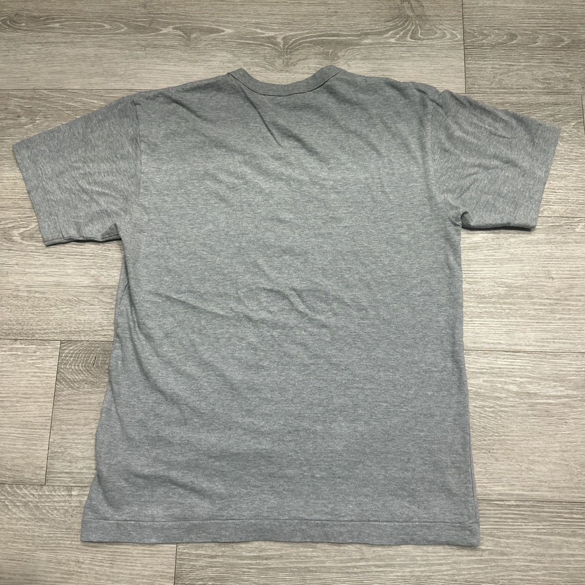 Comme des Garcons PLAY Comme des Garçons PLAY Heart T-Shirt 'Grey' Size US L / EU 52-54 / 3 - 2 Thumbnail