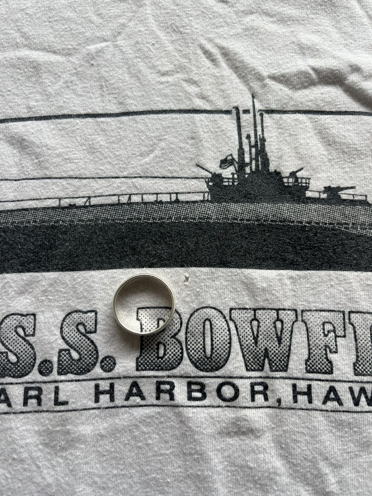 Vintage Vintage U.S.S BOWFIN Pearl Harbor,HAWAII 90’s T-shirt Size US XL / EU 56 / 4 - 10 Thumbnail