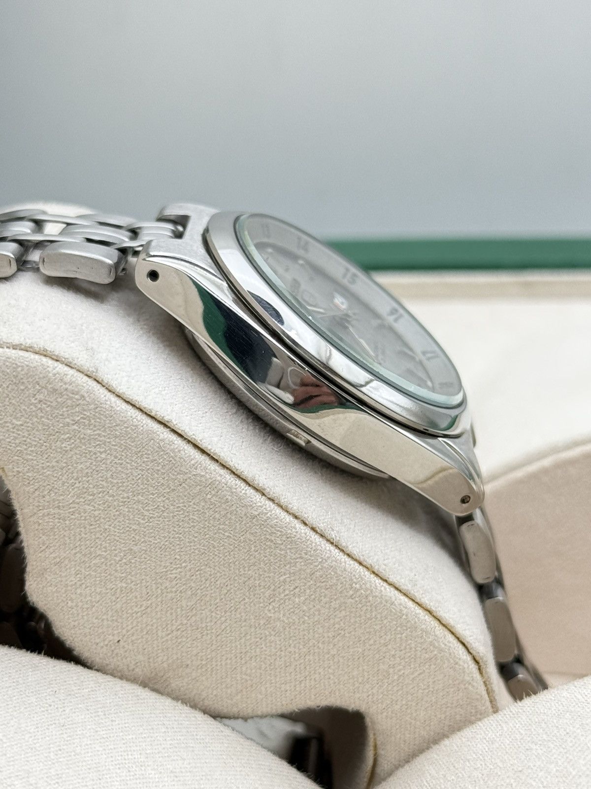 Jewelry SEIKO 5 7S26 AUTOMATIC WHITE DIAL BEAUTIFUL MEN’S WRISTWATCH Size 36 - 2 Thumbnail