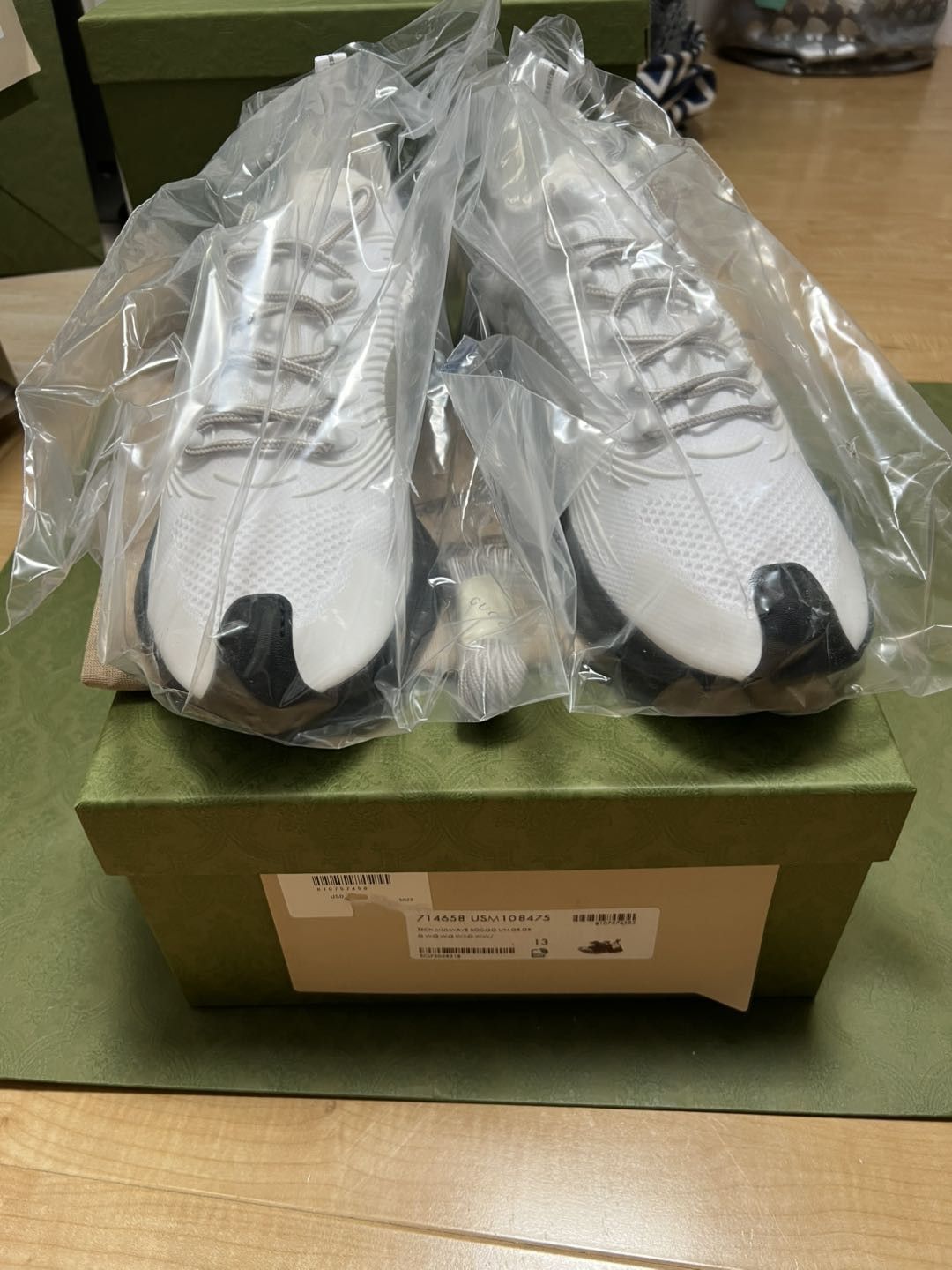 Gucci Gucci Run White Black Size US 13 / EU 46 - 1 Thumbnail