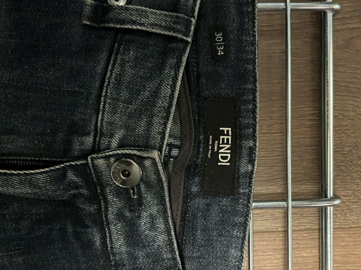 Fendi Fendi smiley denim Size US 30 / EU 46 - 4 Thumbnail