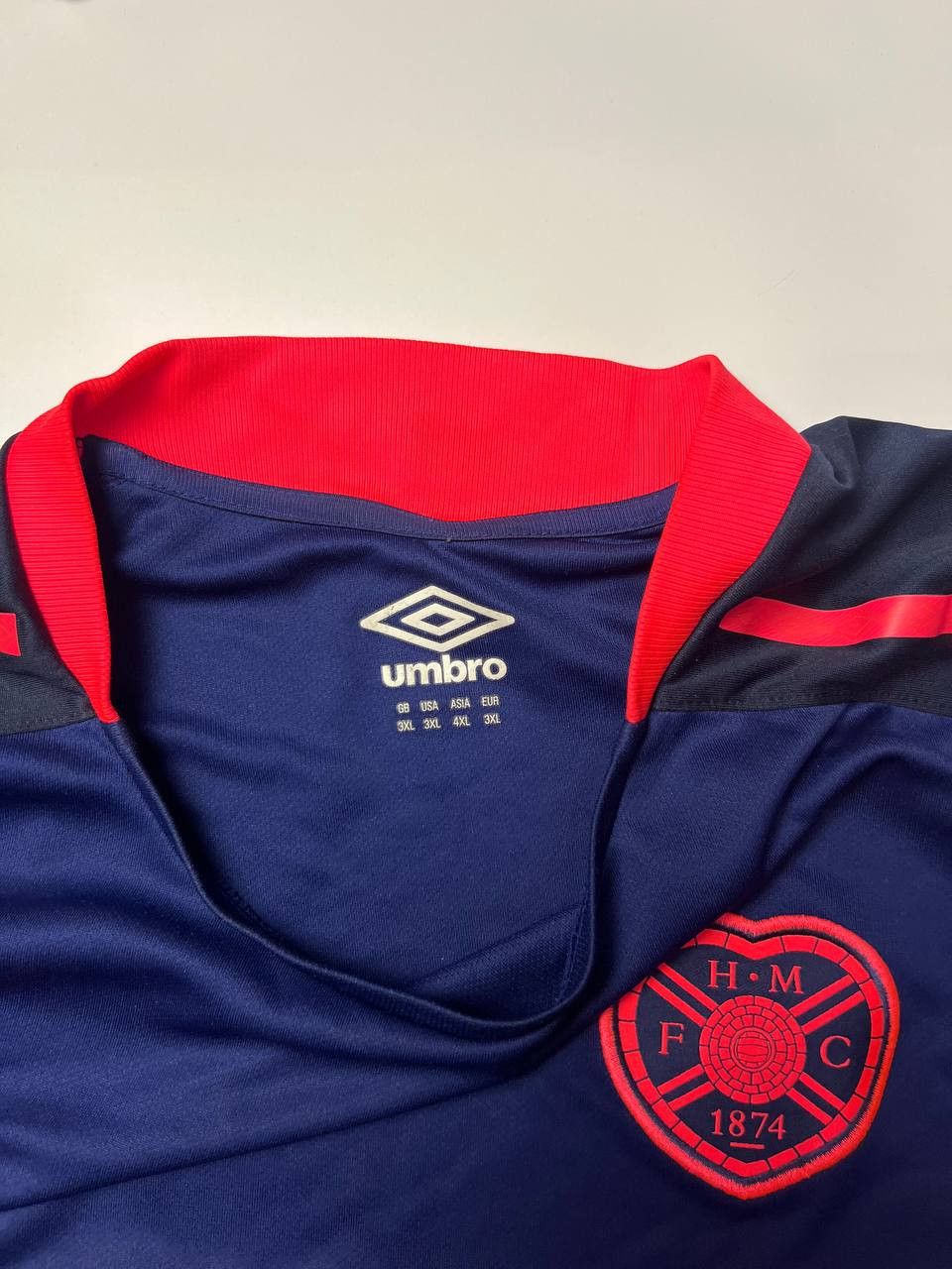 Umbro 👕 Heart of Midlothian FC Training Jersey — Umbro Edition Size US XXL / EU 58 / 5 - 2 Thumbnail