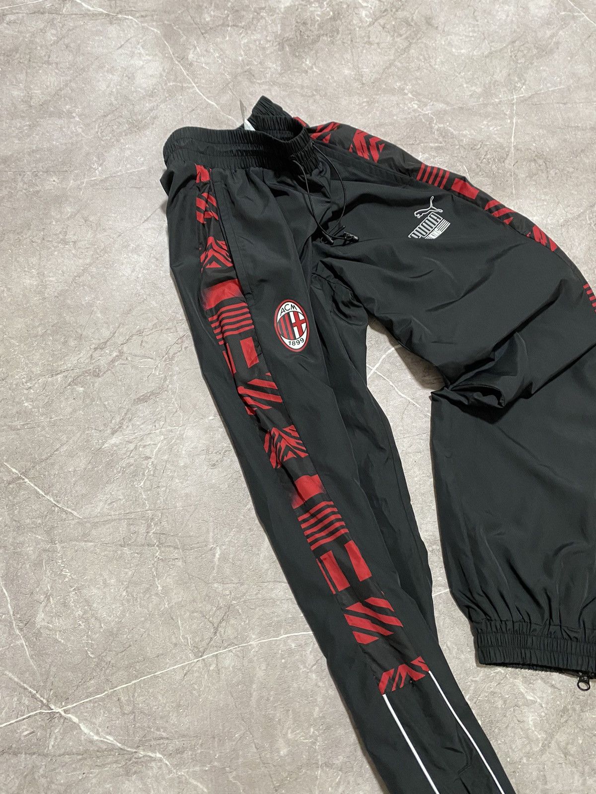 Puma Puma King AC Milan Soccer Football SweatPants Tracksuits Y2K Size US 30 / EU 46 - 11 Thumbnail