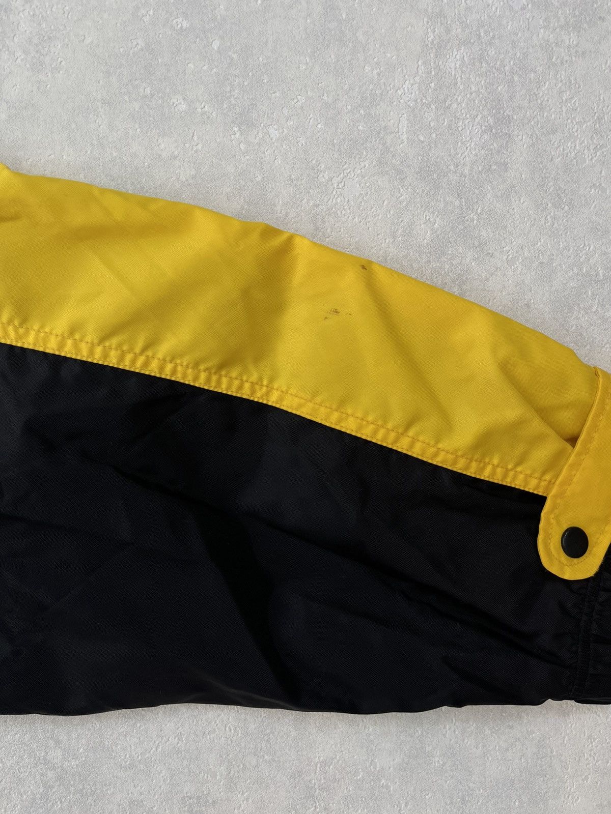 Nike 90’s NIKE BIG BACK SWOOSH LOGO OVERSIZED RETRO TRACK JACKET Size US XL / EU 56 / 4 - 19 Thumbnail