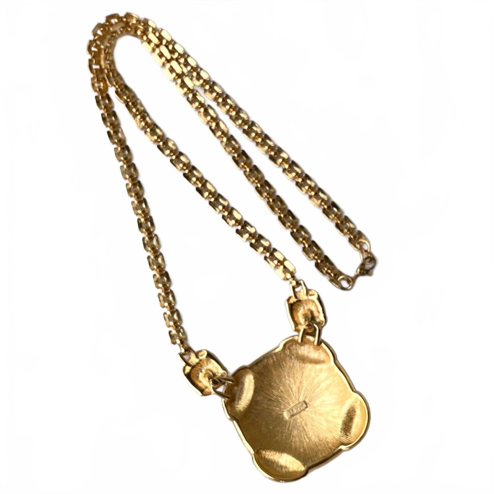 Monet Vintage Monet White Enamel Gold Tone Statement Necklace Size ONE SIZE - 5 Thumbnail