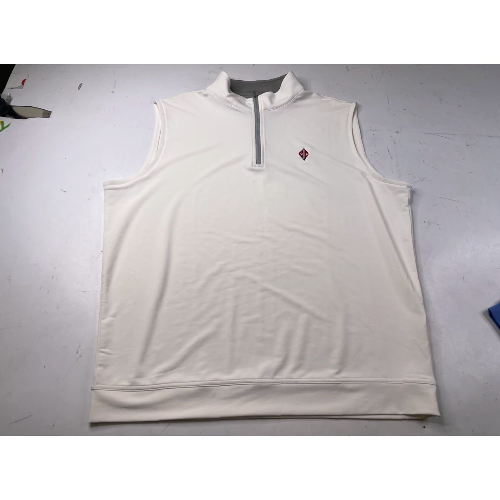 Peter Millar Peter Millar Pullover Mens XL Golf White Performance 1/4 Zip Vest Size US XL / EU 56 / 4 - 2 Thumbnail