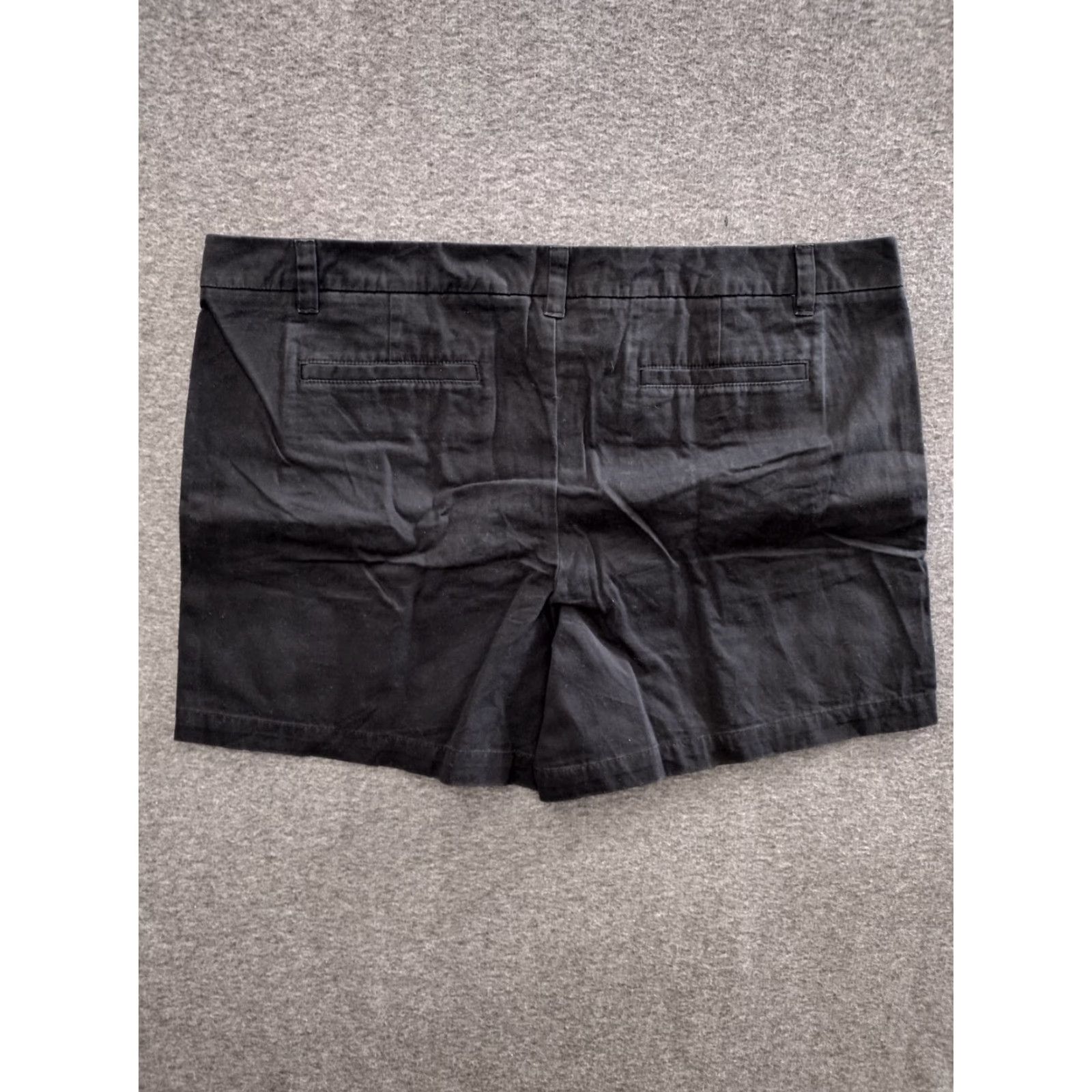 Vintage Unbranded Women's Chino Shorts 18W Black Cotton 100% - Casual 90s Rise Mid Button Zipper Flat Front Size 27" / US 4 / IT 40 - 2 Thumbnail