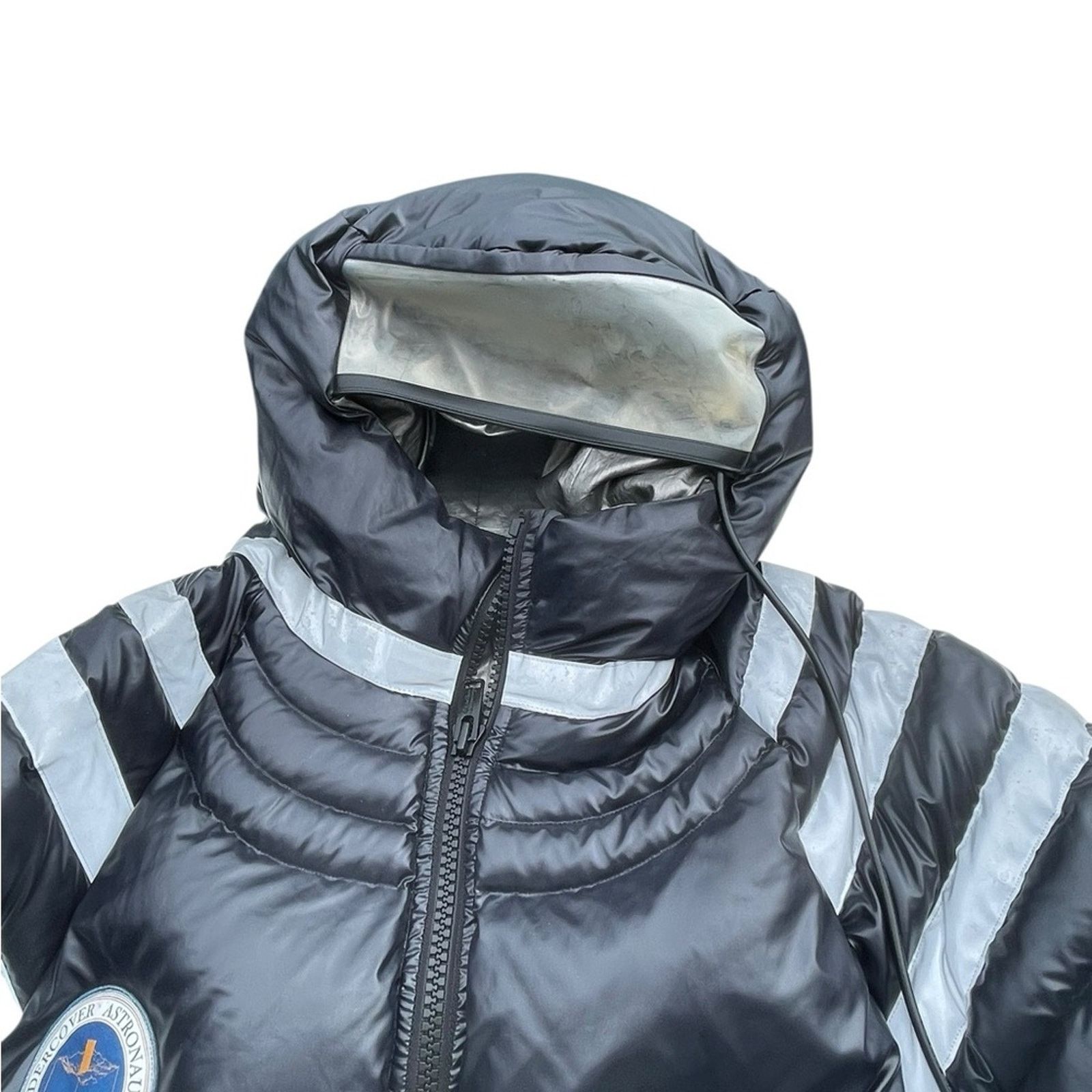 Undercover Undercover AW18 LED Space Suit RUNWAY AW18 2001: A Space Size US M / EU 48-50 / 2 - 5 Thumbnail