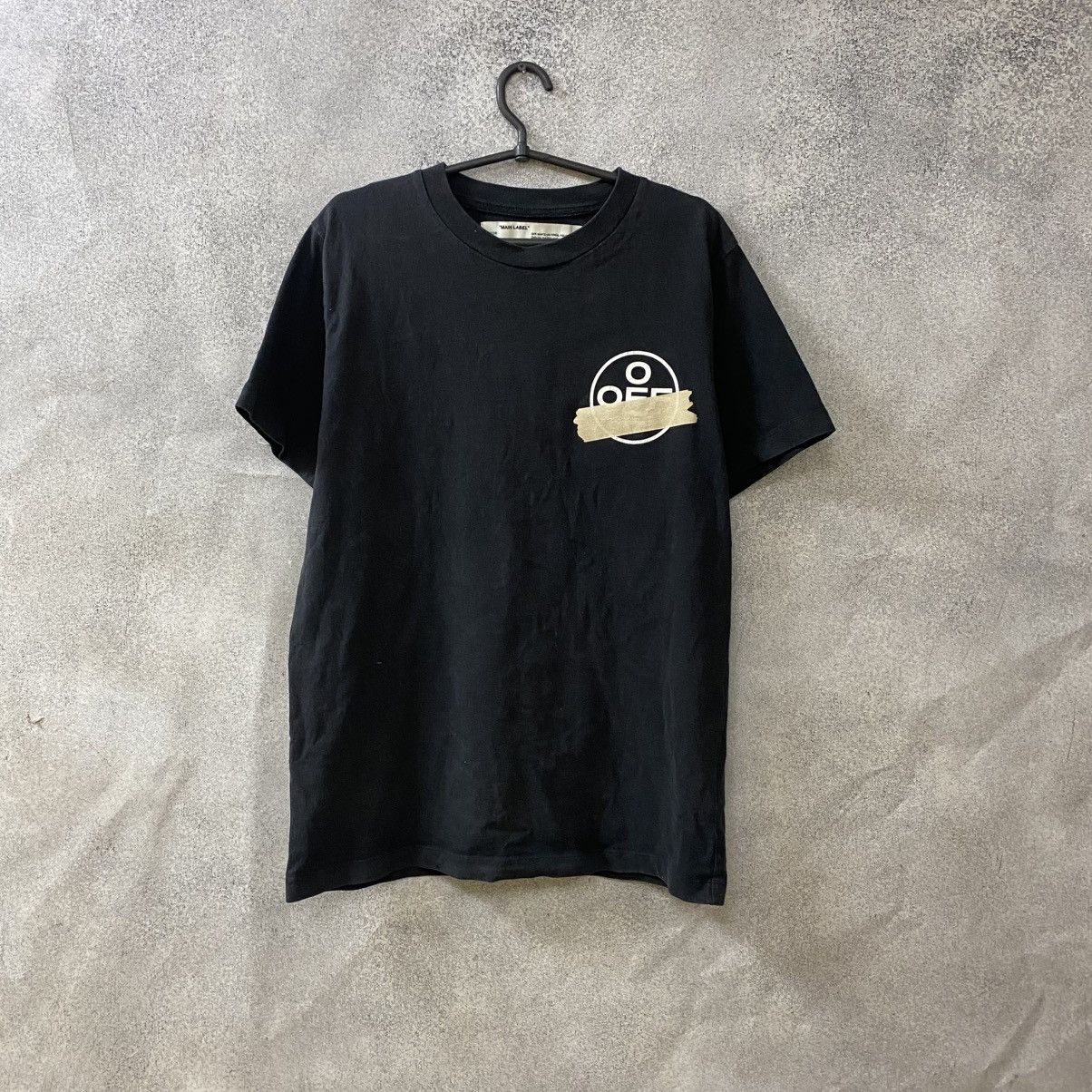 Off-White Off white t shirt Big Logo Luxury Size US M / EU 48-50 / 2 - 4 Thumbnail