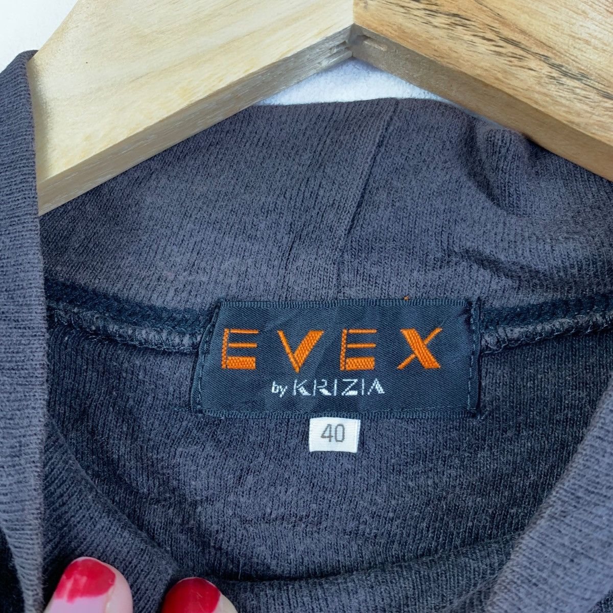 Krizia Uomo EVEX by Krizia Vintage “Orso” Bear Graphic Mock Neck Size US M / EU 48-50 / 2 - 3 Thumbnail