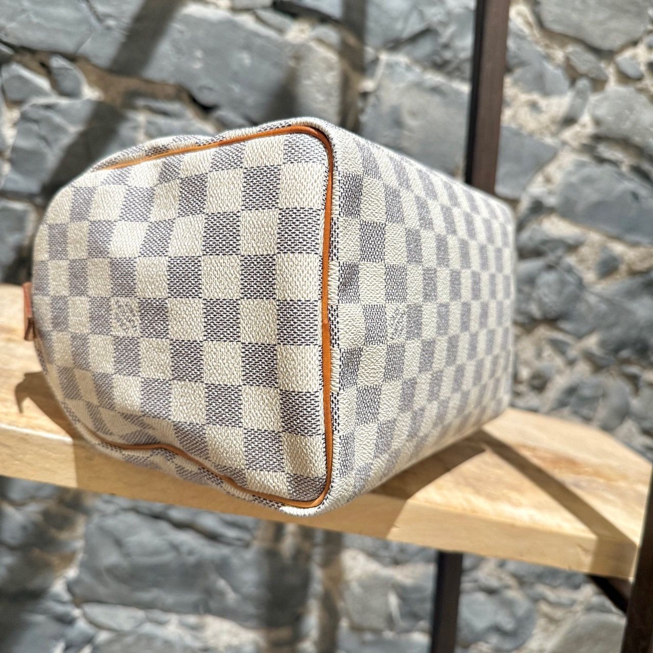 Louis Vuitton Louis Vuitton 2007 Damier Azur Speedy 25 Handbag Size ONE SIZE - 8 Thumbnail