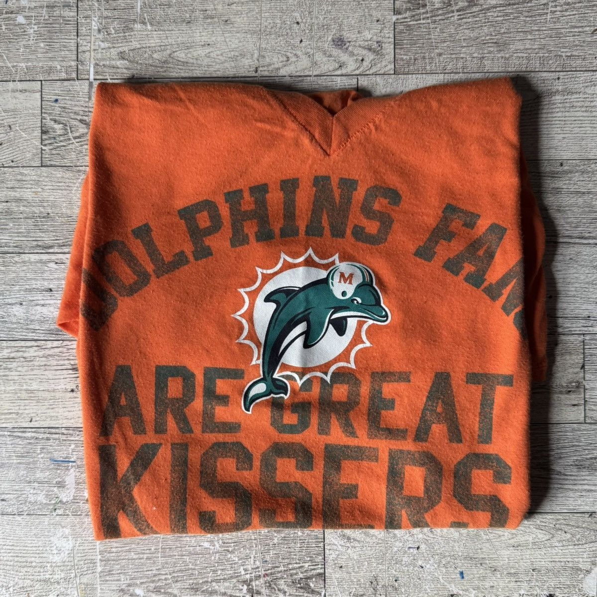 Pink × Victoria's Secret × Vintage Pink x NFL x 5th & Ocean, Retro, Dolphins’ Fan V-Neck Tee Size L / US 10 / IT 46 - 10 Thumbnail
