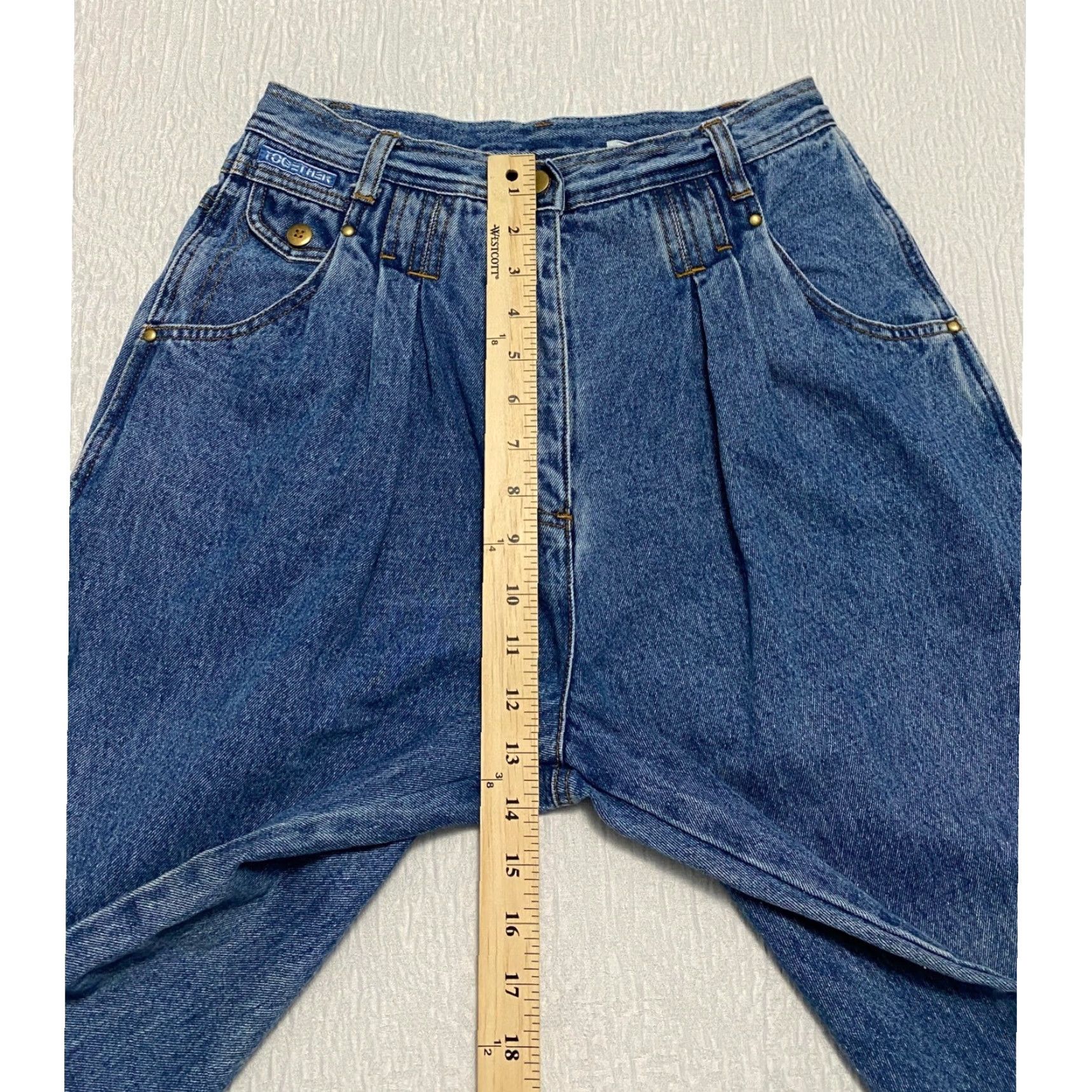 Vintage VINTAGE Together Jeans Tapered 28 High Rise Pleated Studded 5-Pocket Denim Blue Womens Jeans 80s 90s Retro Size 28" / US 6 / IT 42 - 7 Thumbnail
