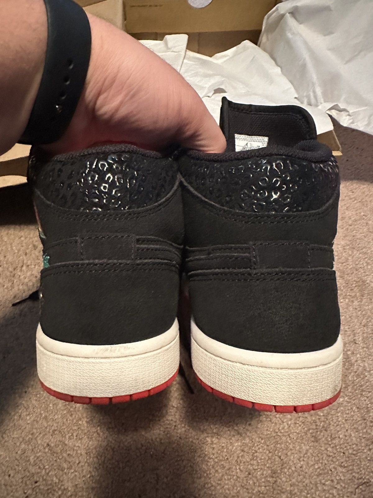 Nike Jordan 1 Mid SE “Siempre Familia” Size US 8 / EU 41 - 7 Thumbnail