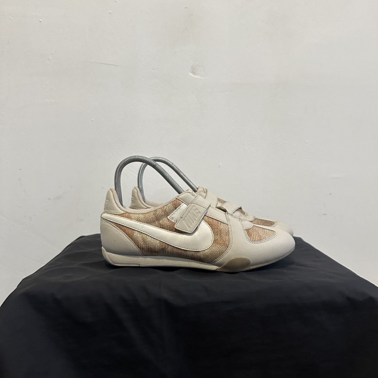Nike Vintage Nike low trainers boxing sneakers 2000’s Size US 6.5 / IT 36.5 - 1 Thumbnail