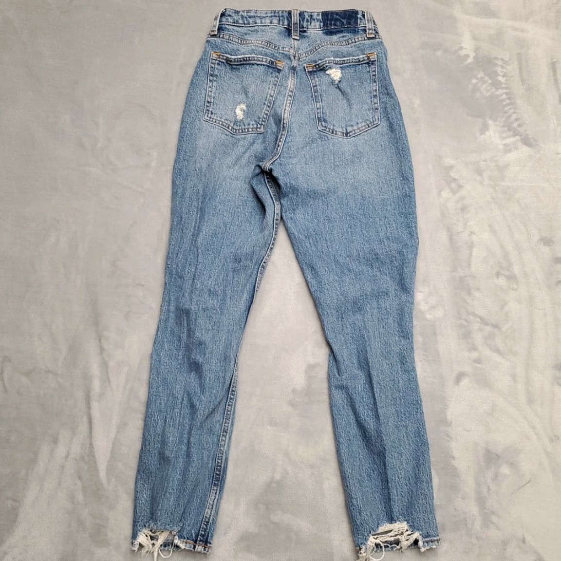 Abercrombie & Fitch Abercrombie & Fitch Jeans Womens 24 Blue Denim Mom High Rise Curve Love Y2K Pant Shoes Size 42" / US 20 - 7 Thumbnail