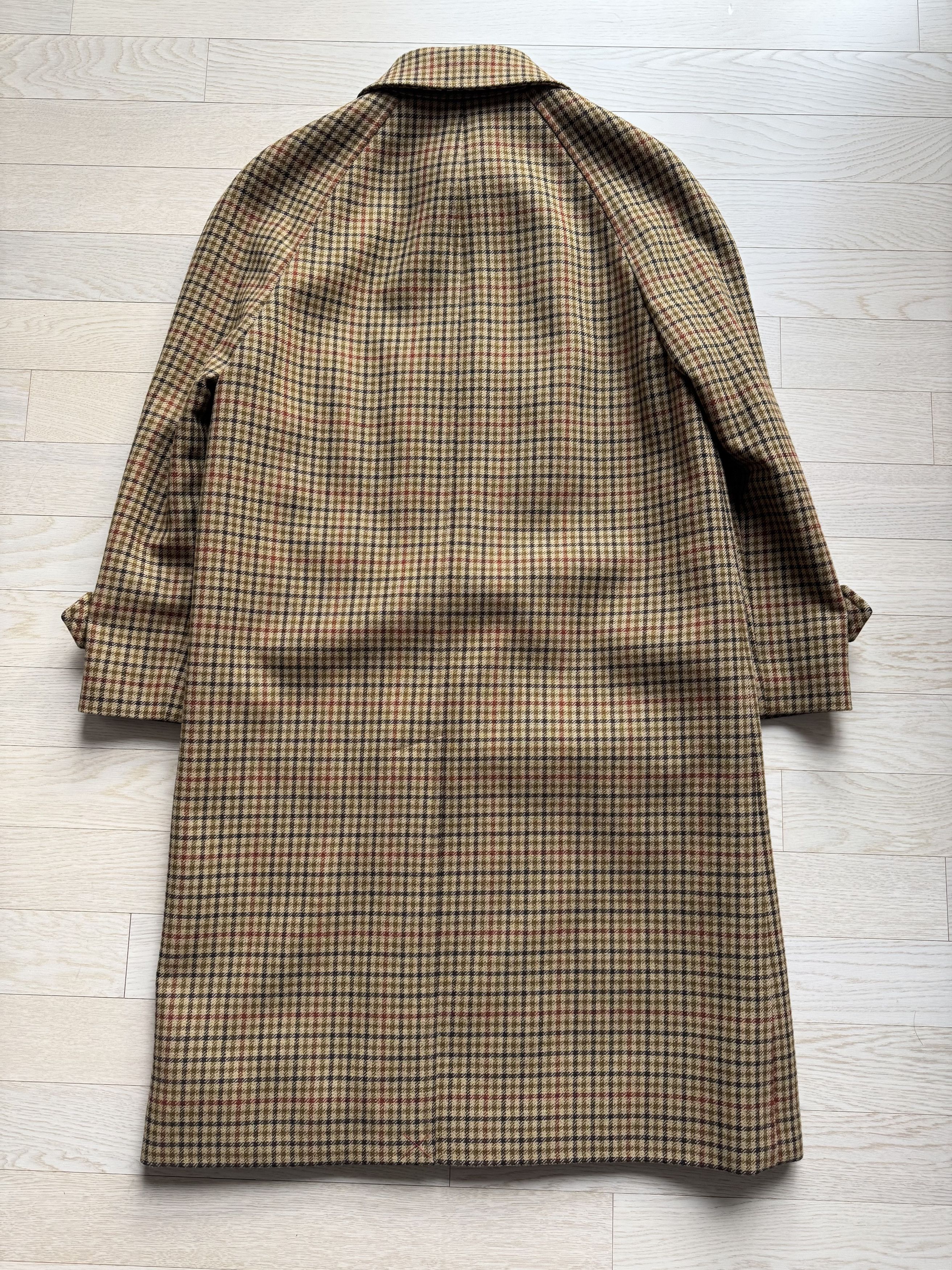 Celine FW23 Houndstooth Mac Coat Size US S / EU 44-46 / 1 - 3 Thumbnail