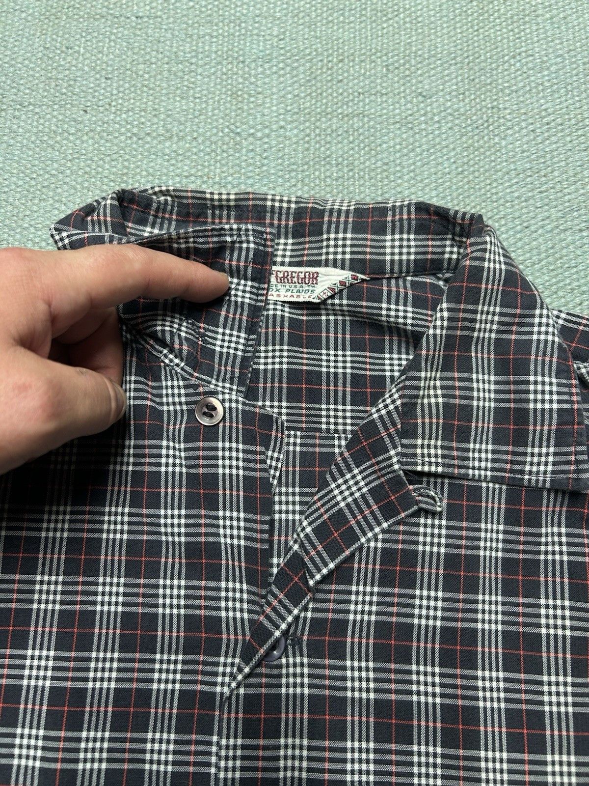 Vintage VTG 1950s button shirt loop collar rayon plaid Mcgregor M Size US M / EU 48-50 / 2 - 4 Thumbnail