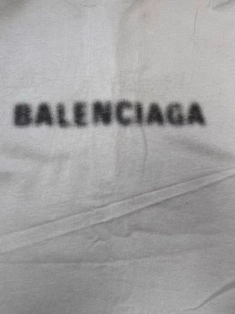 Balenciaga Balenciaga Solid Letter Printed Ripped Round Neck Short Sl Size US XXS / EU 40 - 3 Thumbnail