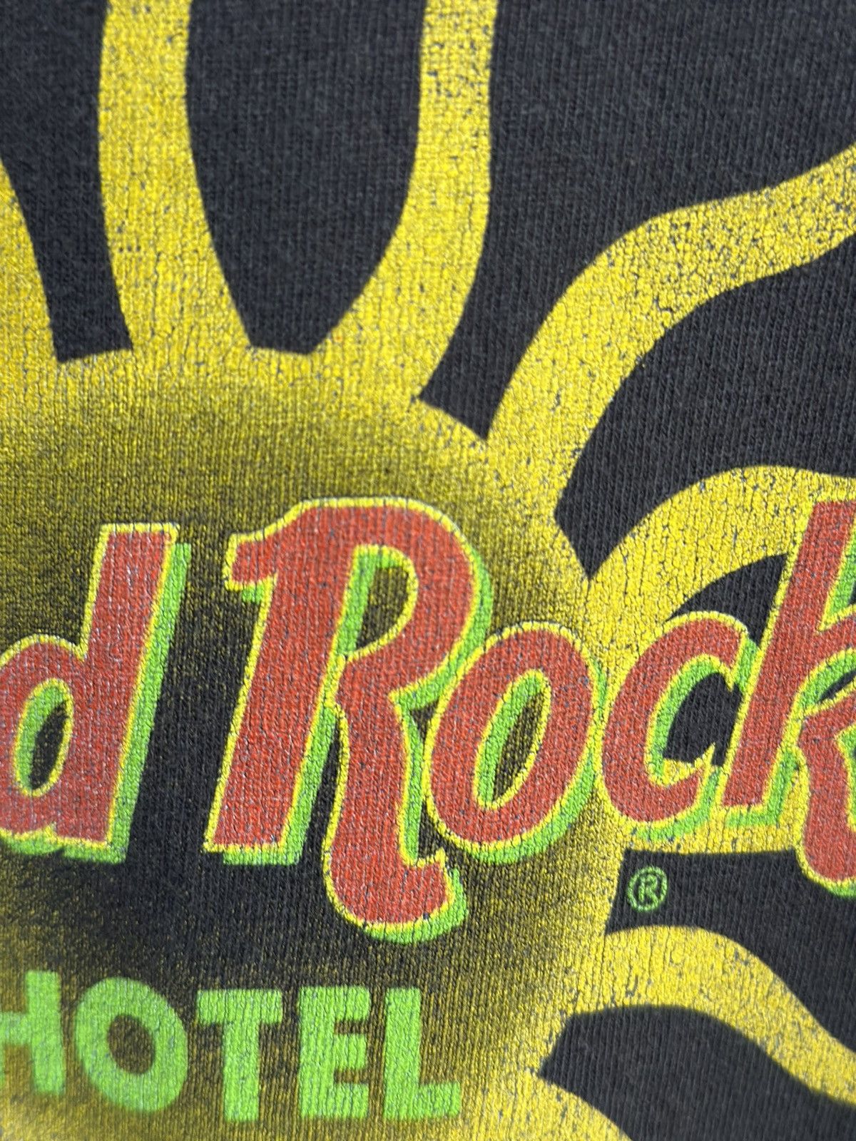 Hard Rock Cafe × Vintage Vintage Hard Rock Hotel Bali Sun Faded Size US M / EU 48-50 / 2 - 5 Thumbnail