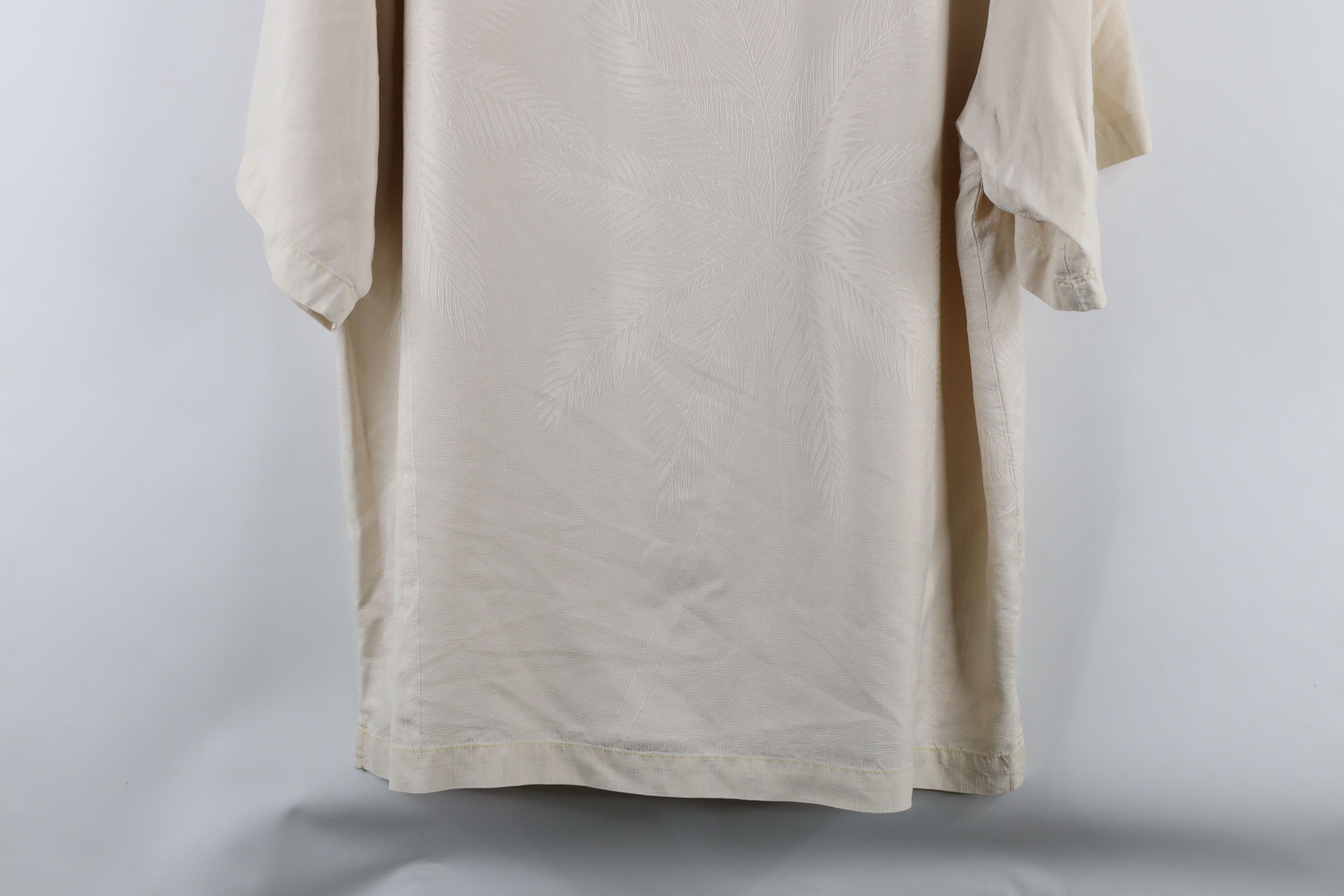 Tommy Bahama × Vintage Vintage 90s Tommy Bahama Looped Collar Button Shirt Beige Size US XL / EU 56 / 4 - 12 Thumbnail