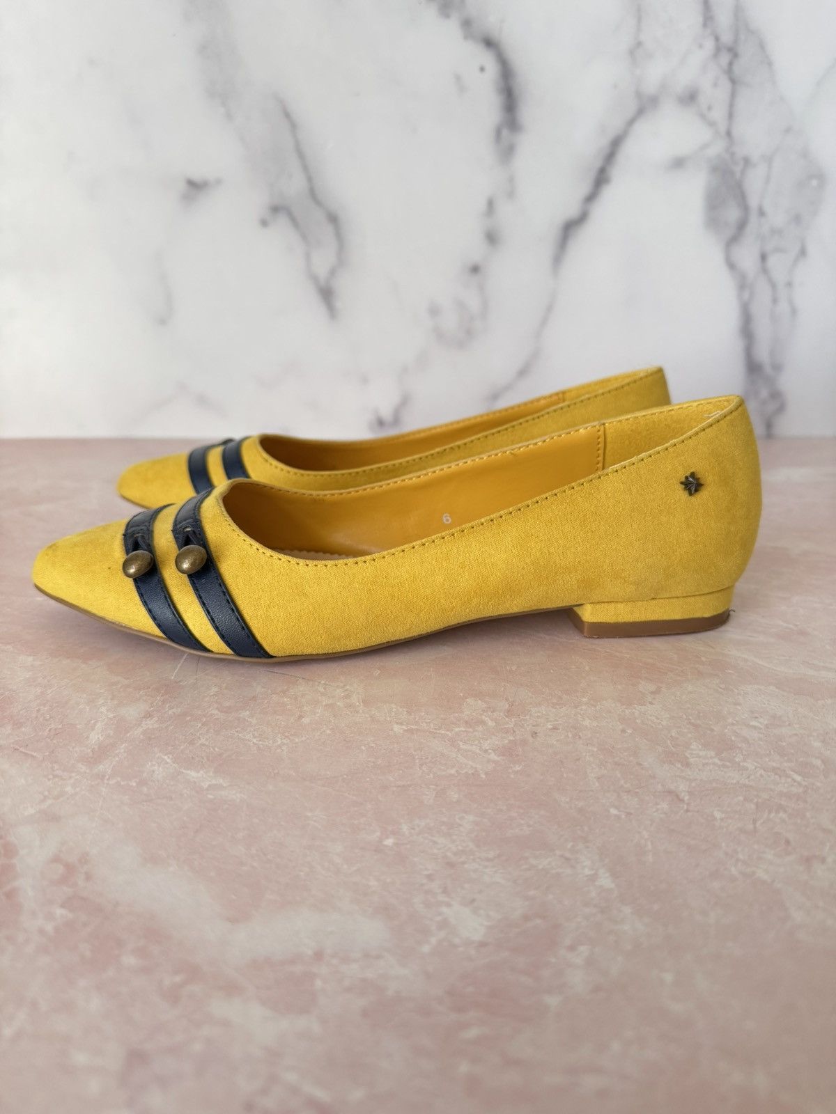 Vintage Callisto Size 6 mustard yellow women’s pointed flats Size US 6 / IT 36 - 3 Thumbnail