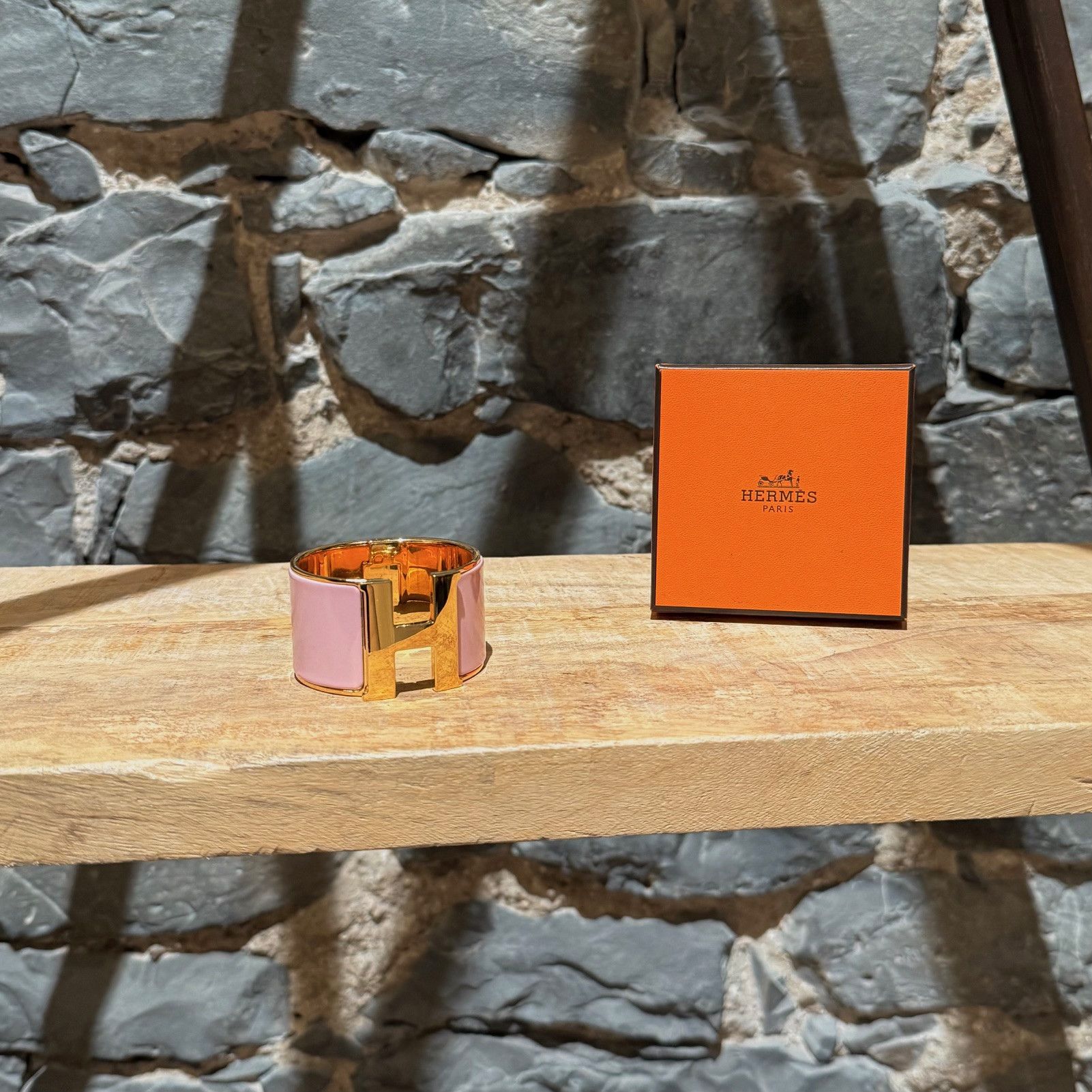 Hermes Hermès Pink Enamel Extra Wide Clic Clac Gold Plated Bracelet Size ONE SIZE - 1 Thumbnail