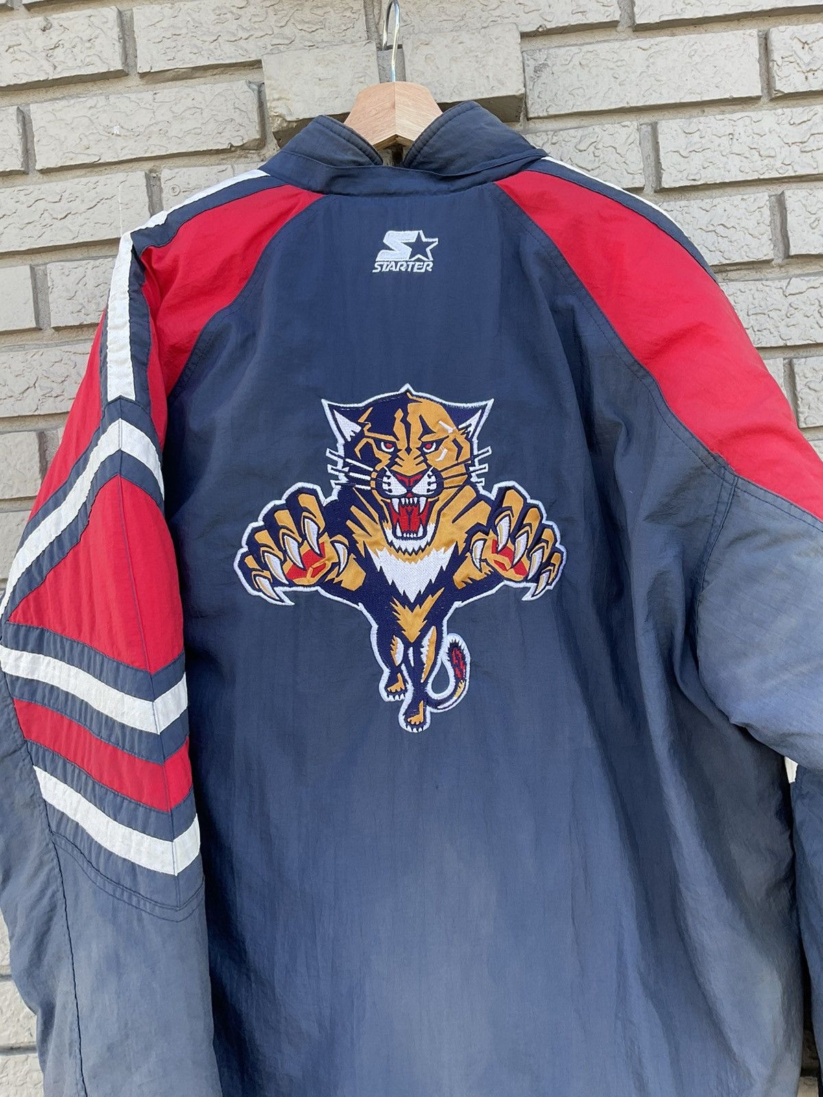 image of ‘90S Vintage Nhl Florida Panthers Starter Puffer Jacket XL in Navy, Men's