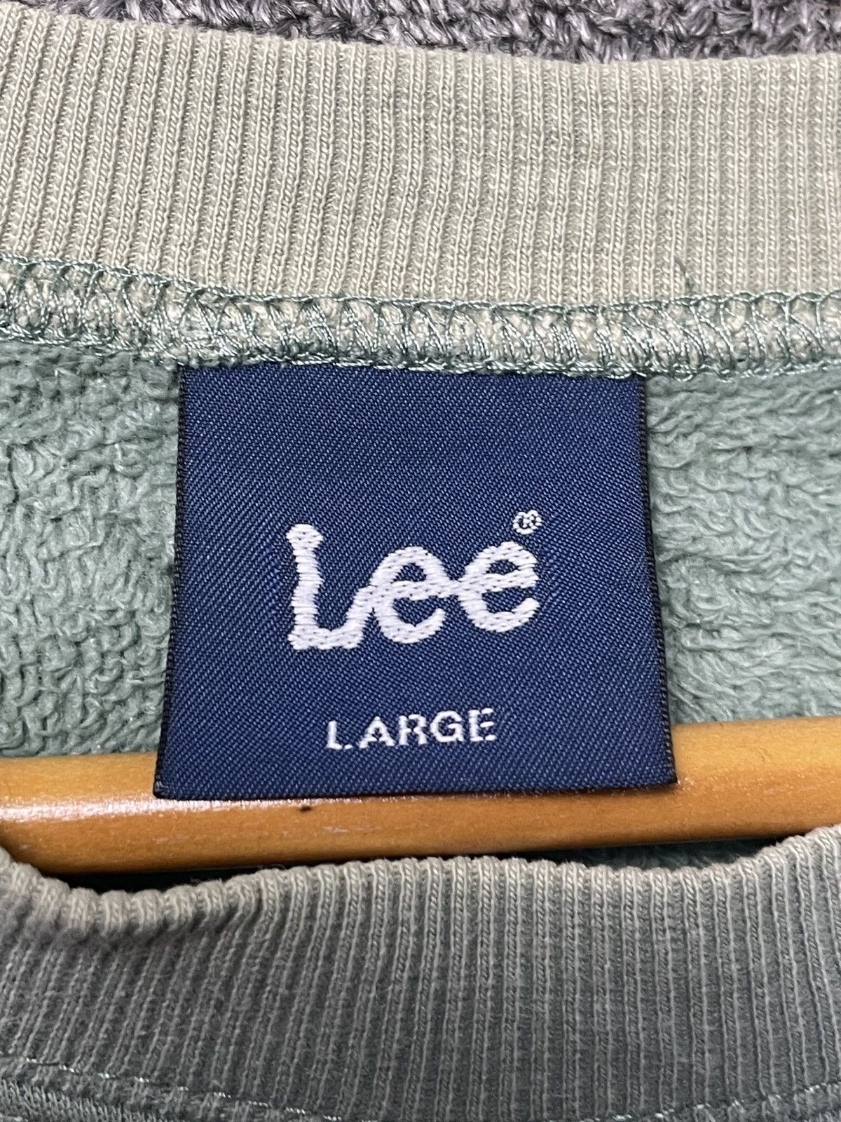Lee × Vintage Vintage Lee Sweatshirt Pullover Crewneck (46) Size US L / EU 52-54 / 3 - 4 Thumbnail