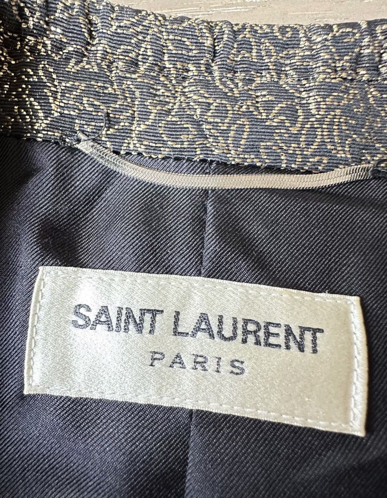 Saint Laurent Paris × Yves Saint Laurent Saint Laurent slp gold satin collar suit 2409-Nextarrow Size 48S - 3 Thumbnail