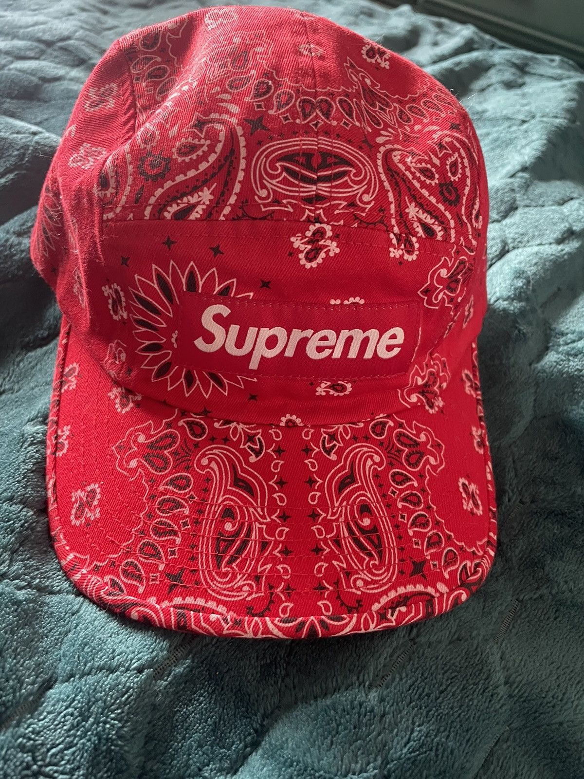 Supreme best sale red bandana