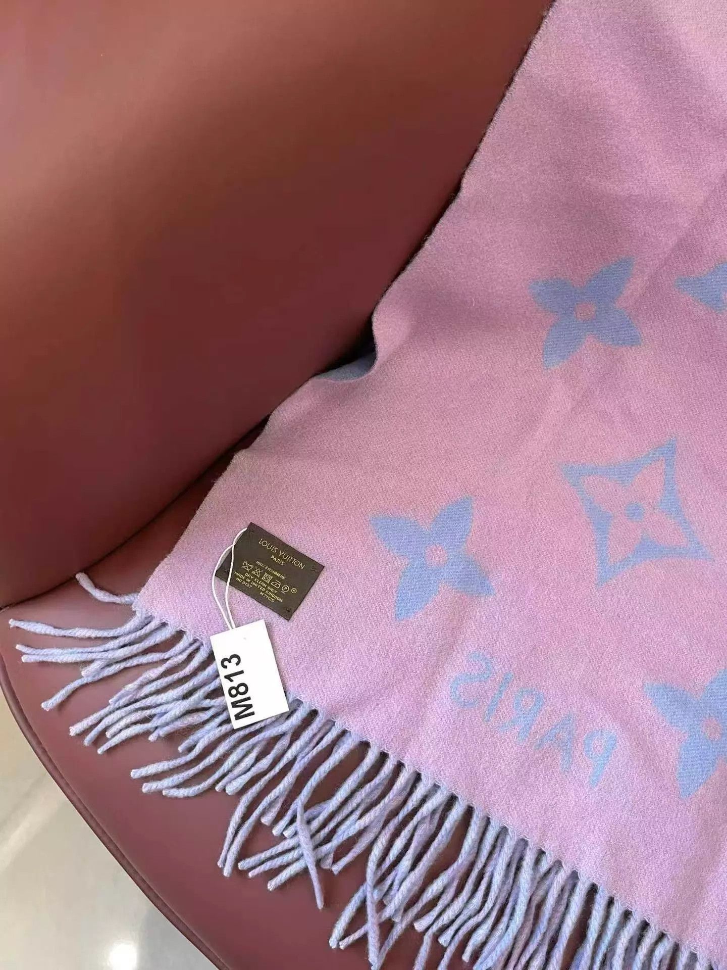 Louis Vuitton Lv 100% Cashmere Blue-Purple Colorblock Scarf M813 Size ONE SIZE - 2 Thumbnail