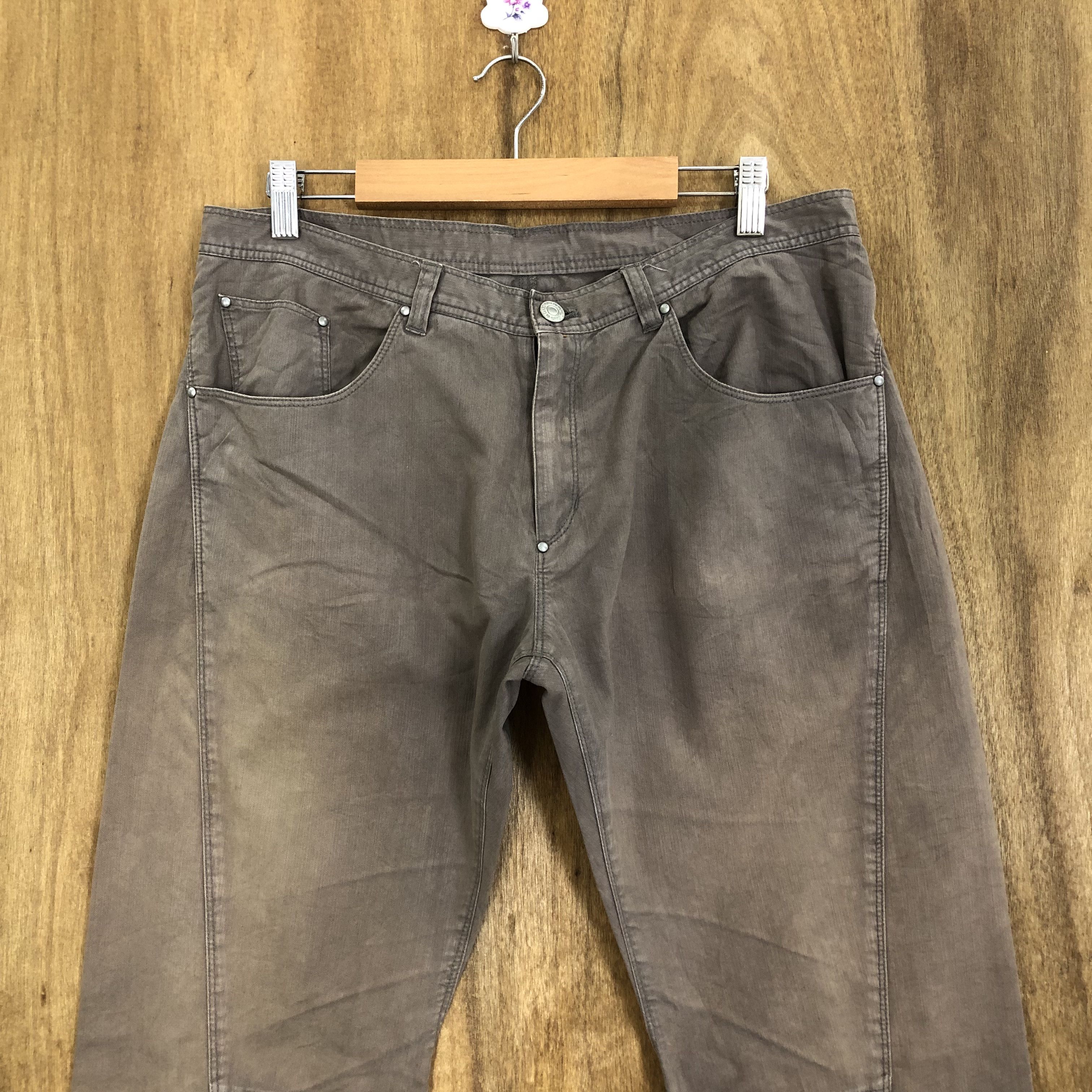 Takeo Kikuchi takeo kikuchi .TK . faded brown pants (N28) Size US 32 / EU 48 - 2 Thumbnail