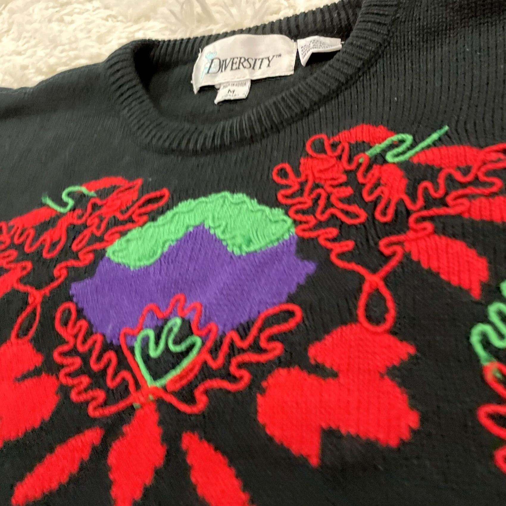 Vintage DIVERSITY Floral Vintage Sweater Women M Black Red Purple Knit Raglan M Size M / US 6-8 / IT 42-44 - 6 Thumbnail
