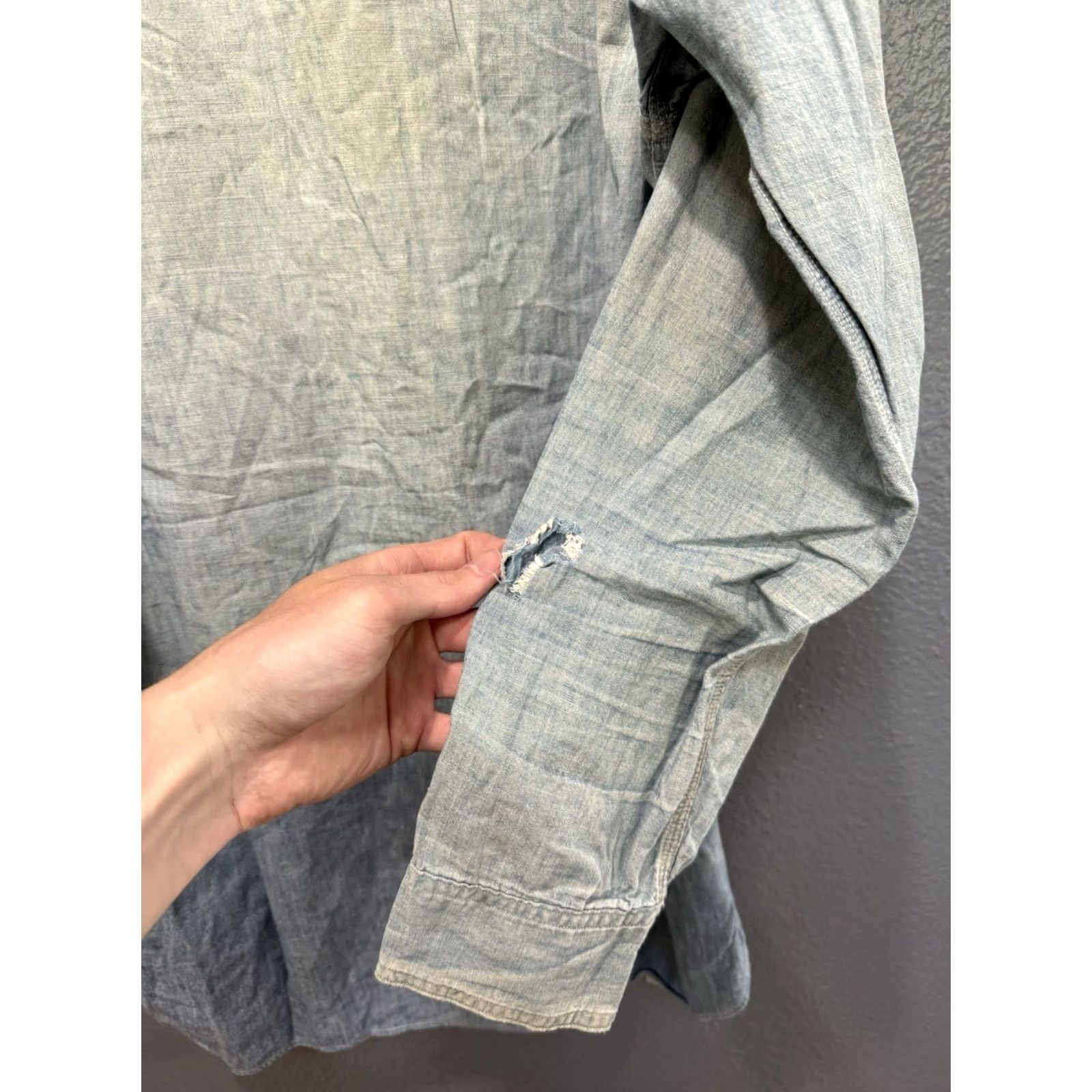 Vintage VINTAGE Homesteader Shirt Mens Large 1940s Sanforized Chambray Cotton Button Up Size L Size US L / EU 52-54 / 3 - 7 Thumbnail