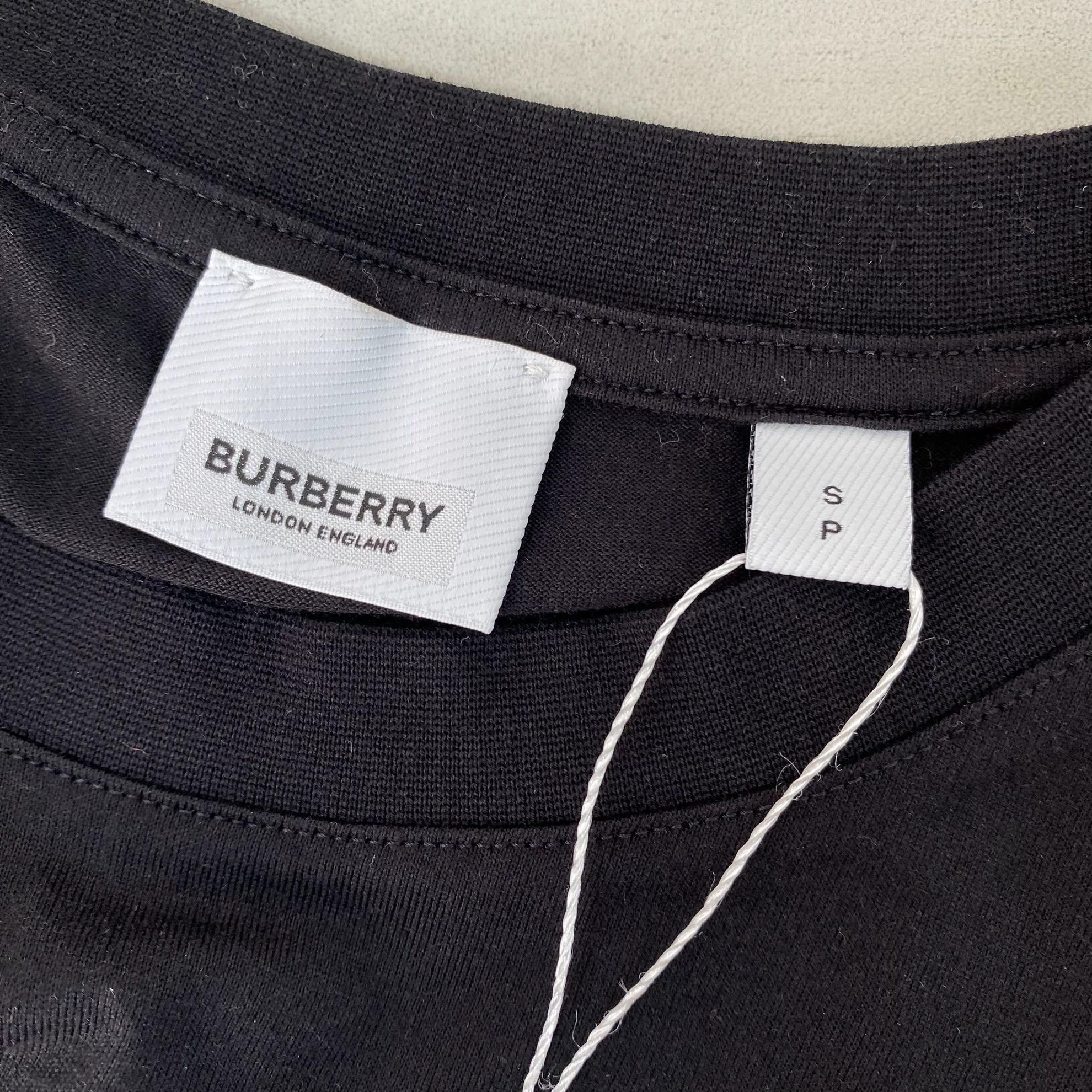 Burberry Burberry Letter Logo Black T-Shirt Size S Size US S / EU 44-46 / 1 - 7 Thumbnail