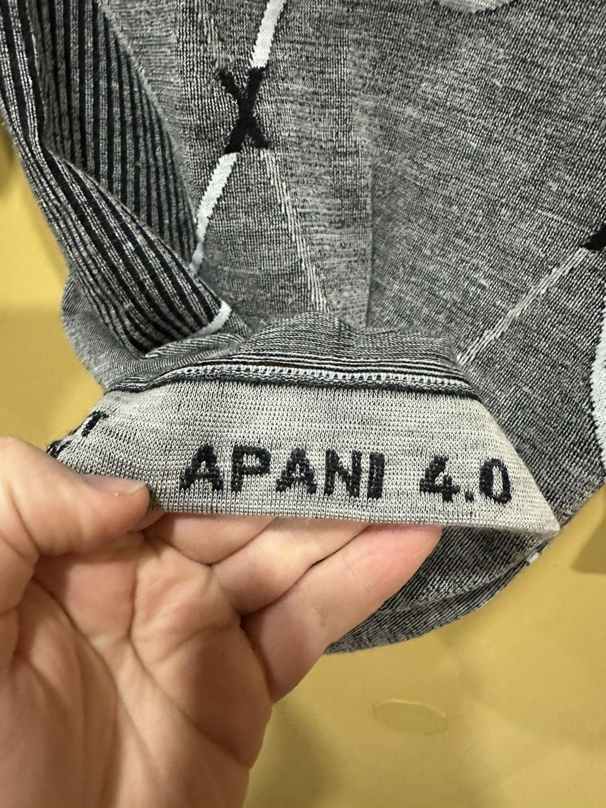 Other X-BIONIC Apani 4.0 Merino Shirt Long Sleeve Mens size L Size US L / EU 52-54 / 3 - 6 Thumbnail