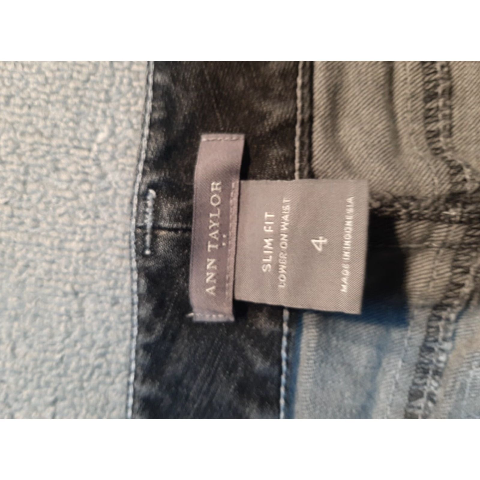 Ann Taylor Ann Taylor Jeans Womens Size 4 Boot Cut Black Slim Fit Size 27" / US 4 / IT 40 - 4 Thumbnail