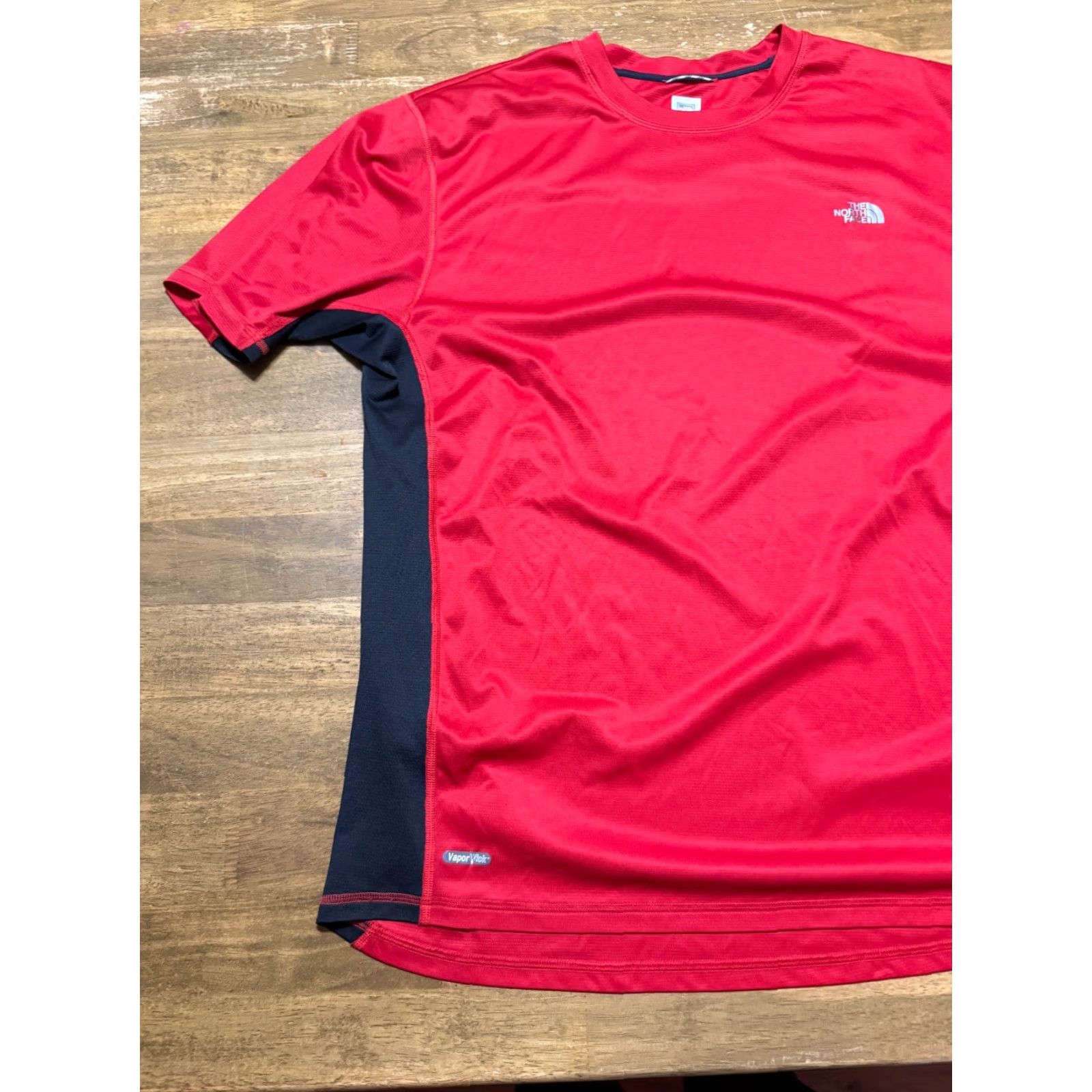 The North Face The North Face Shirt Men's XL Red Black Athletic Wear Crewneck Shirt XL Men's Red The North Face Crewneck athletic wear shirt Size US XL / EU 56 / 4 - 3 Thumbnail