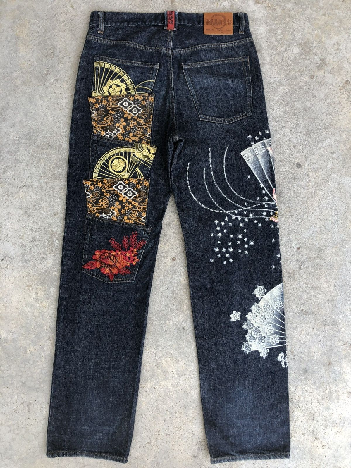 Karakuri Tamashii Karakuri Tamashii Embroidered Multipocket Distressed Size US 33 - 1 Thumbnail