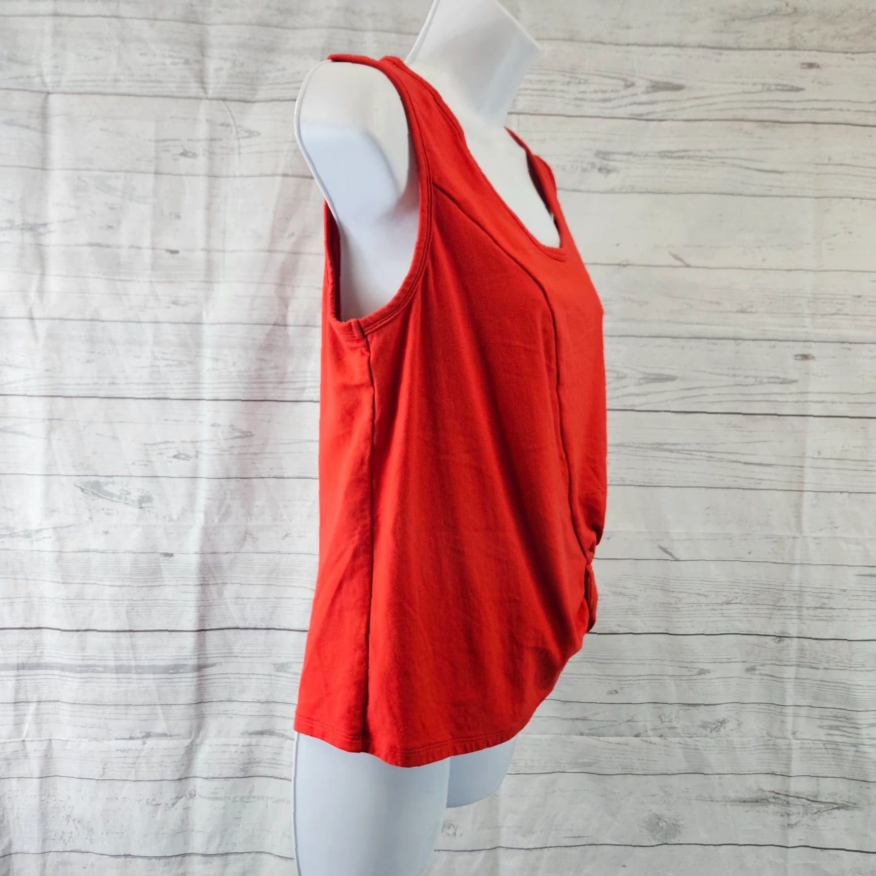Vintage Cabi Womens Tank Shirt Knotty Small Solid Red Modal Blend Scoop Neck Z Womens Size S / US 4 / IT 40 - 3 Thumbnail
