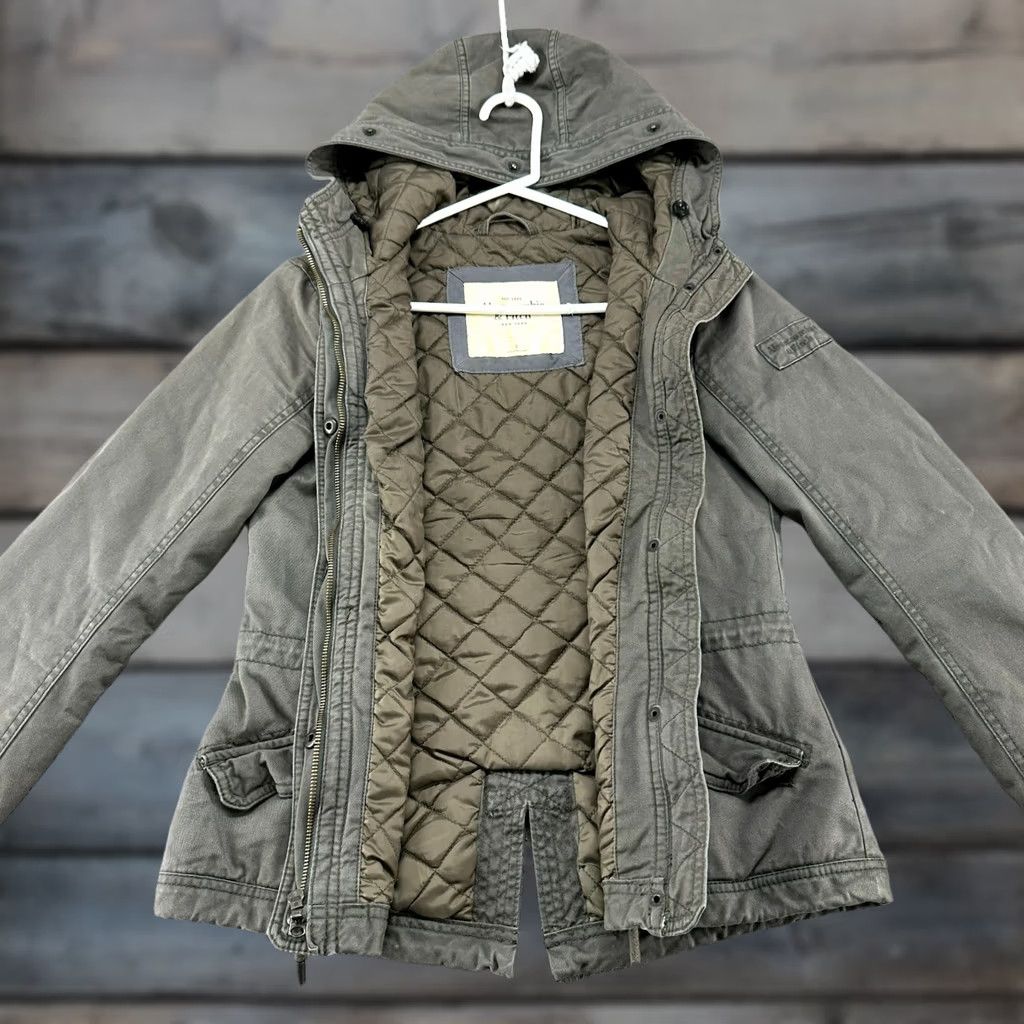 Abercrombie & Fitch VINTAGE Abercrombie & Fitch Parka Jacket Womens Small Green Hooded Lined Army Winter Casual Womens Size S / US 4 / IT 40 - 1 Thumbnail